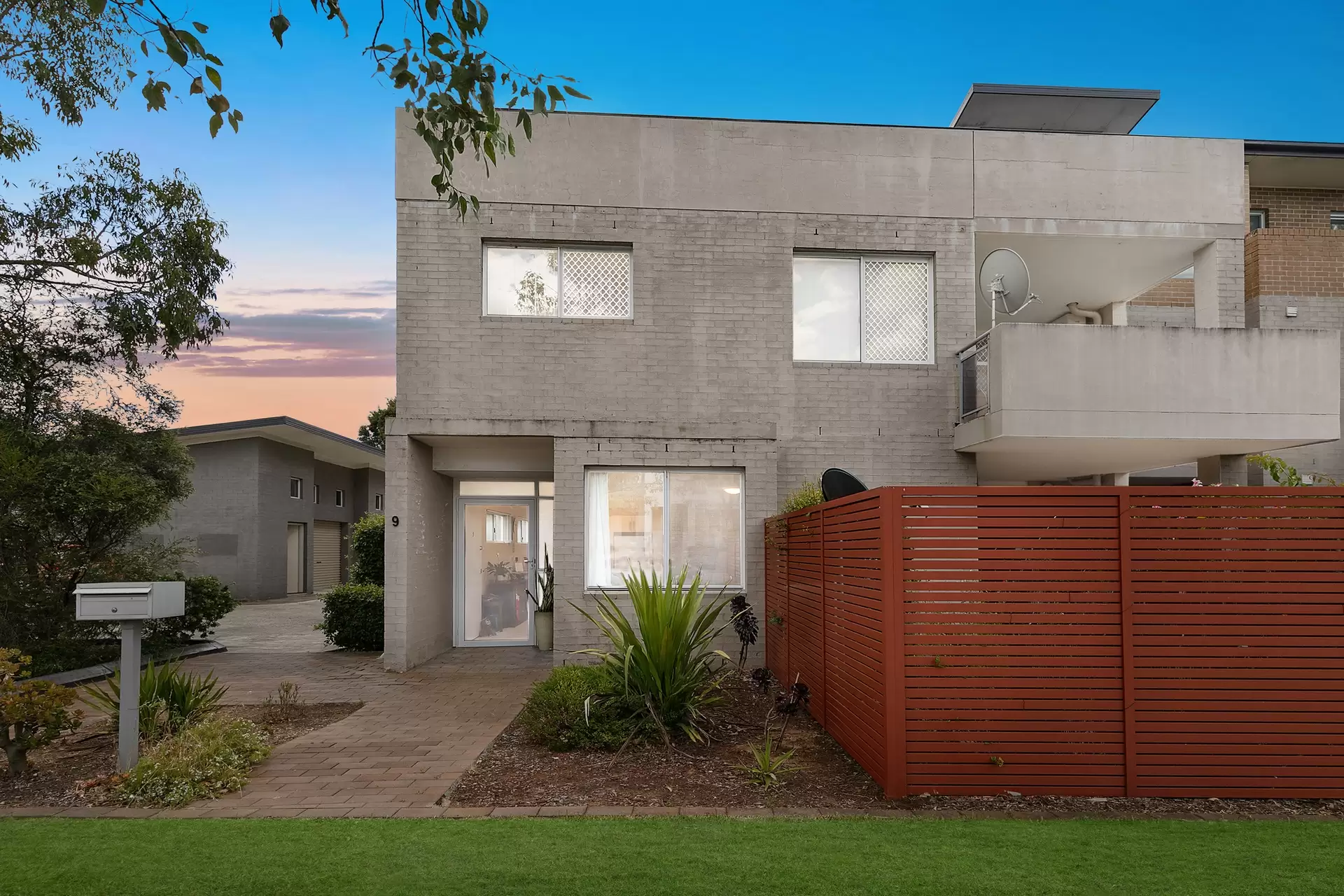 9/101 Driftway Drive, Pemulwuy Sold by Richard Matthews Real Estate - image 1