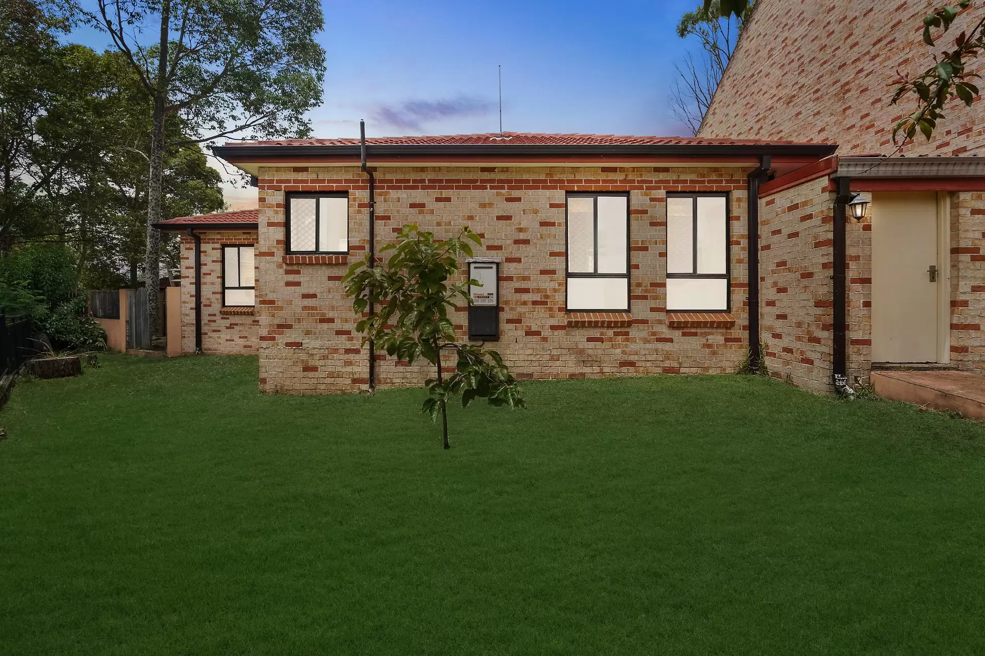 9/114-116 Rawson Road, Greenacre Sold by Richard Matthews Real Estate - image 7