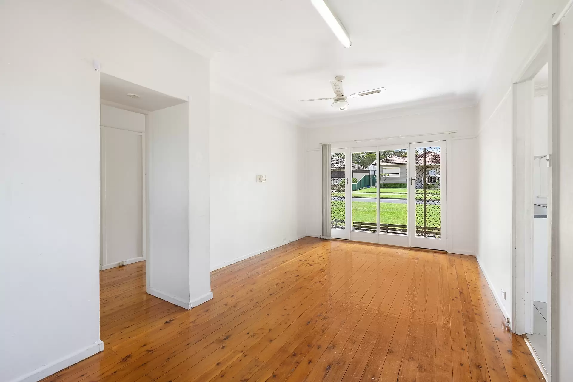 40 Strickland Street, Bass Hill Sold by Richard Matthews Real Estate - image 3