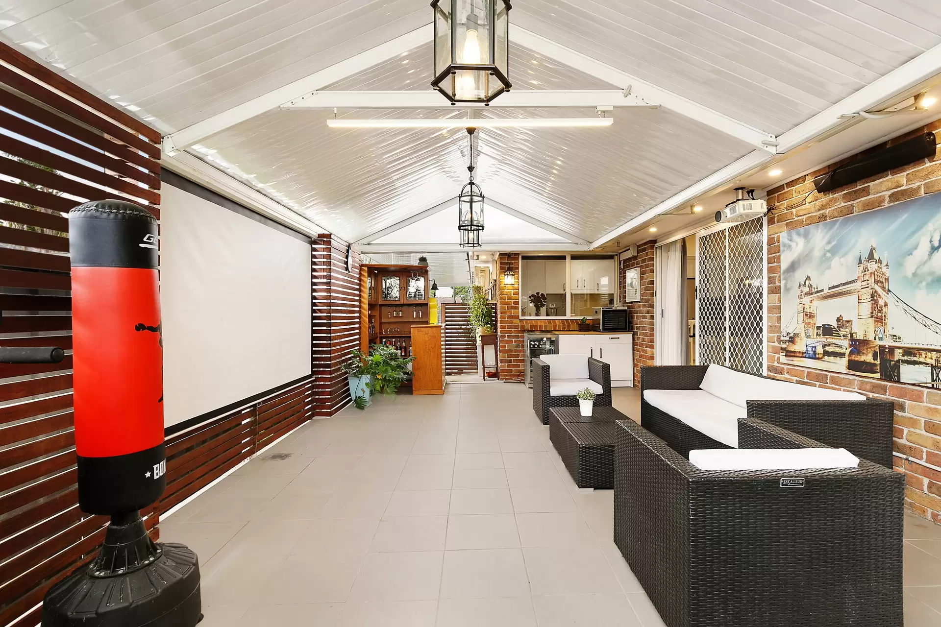 12a Munro Street, Sefton Sold by Richard Matthews Real Estate - image 7