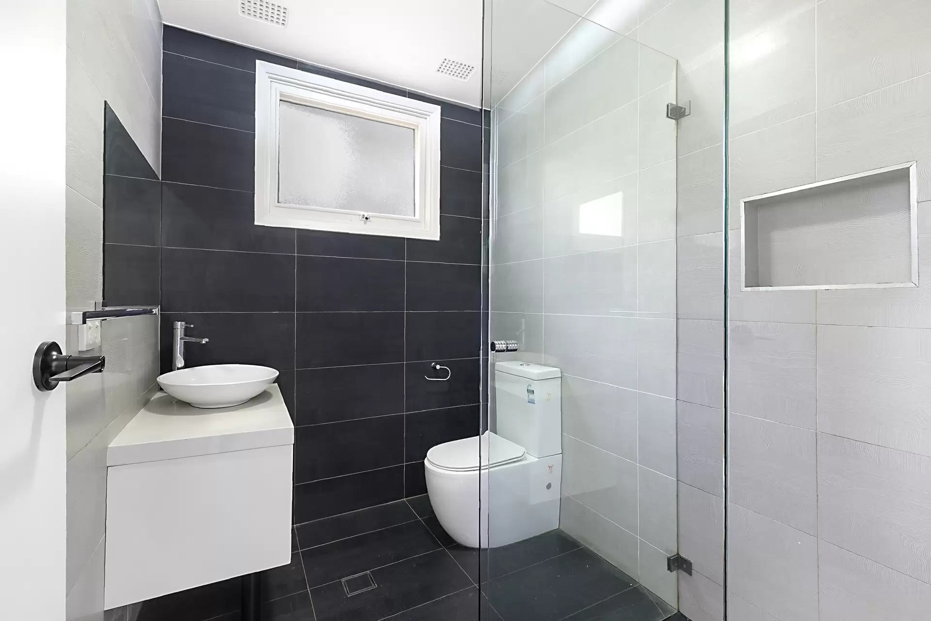30 Rabaul Road, Georges Hall Leased by Richard Matthews Real Estate - image 4