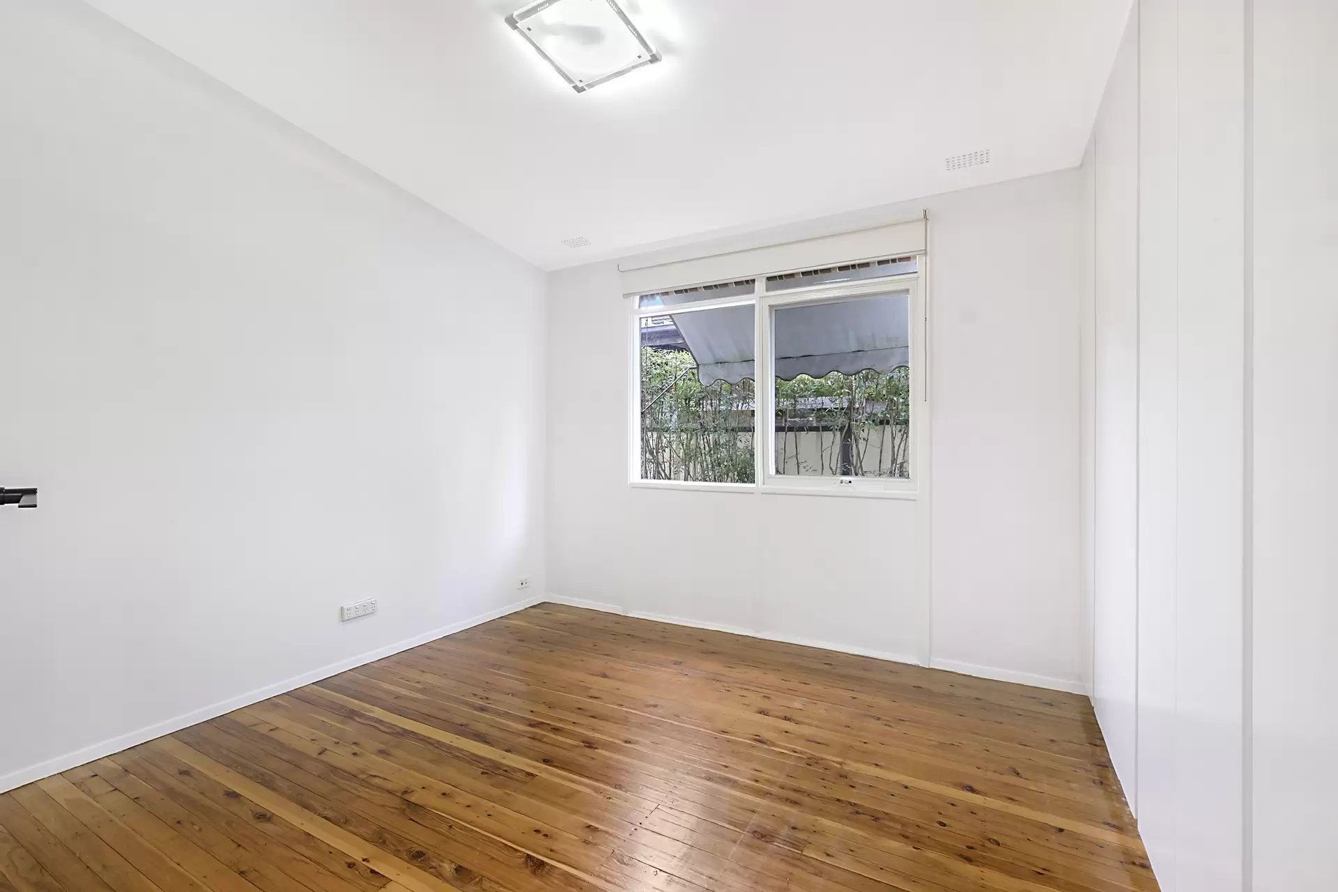 30 Rabaul Road, Georges Hall Leased by Richard Matthews Real Estate - image 3