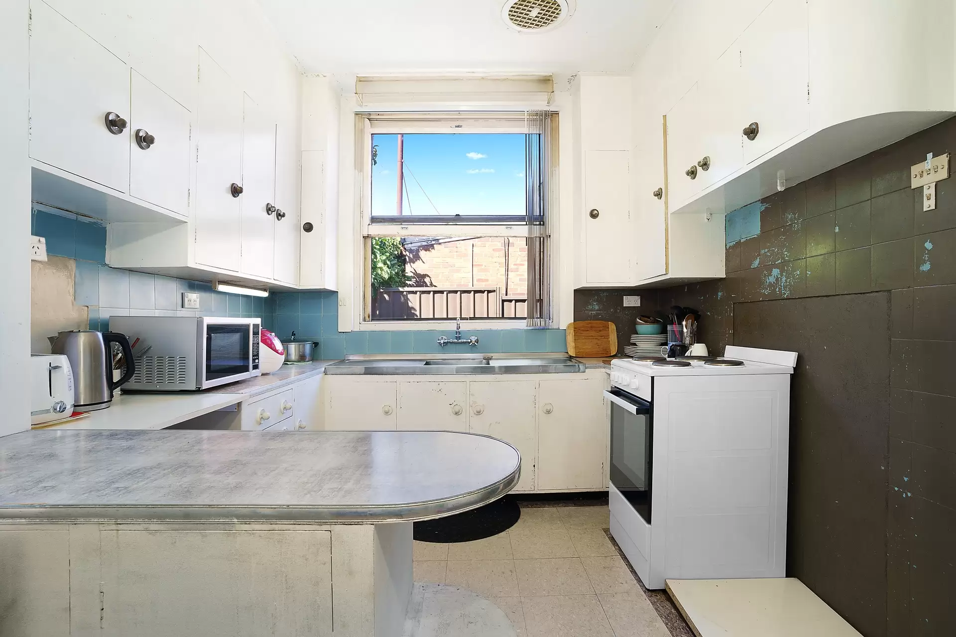 17 Manson Road, Strathfield Sold by Richard Matthews Real Estate - image 5