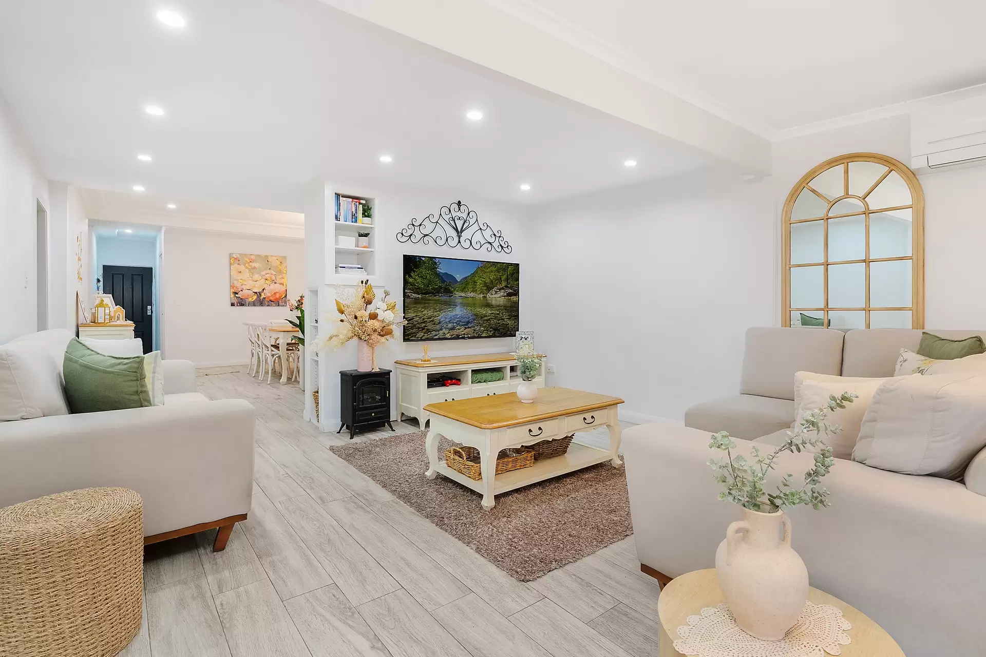 24 Merle Street, Bass Hill Sold by Richard Matthews Real Estate - image 2