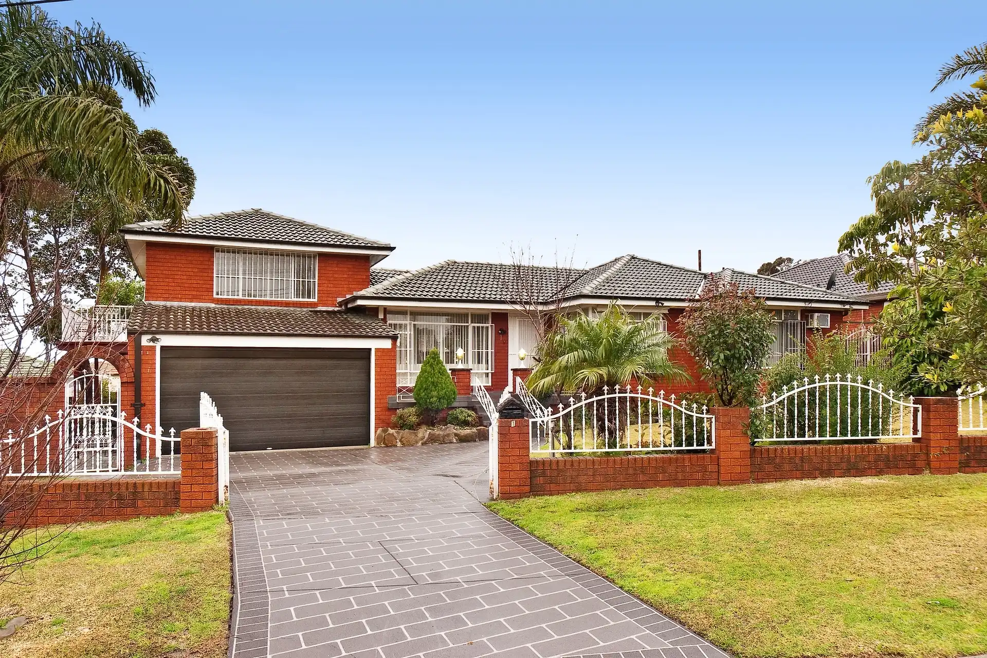 1 Kareela Crescent, Greenacre Sold by Richard Matthews Real Estate - image 1