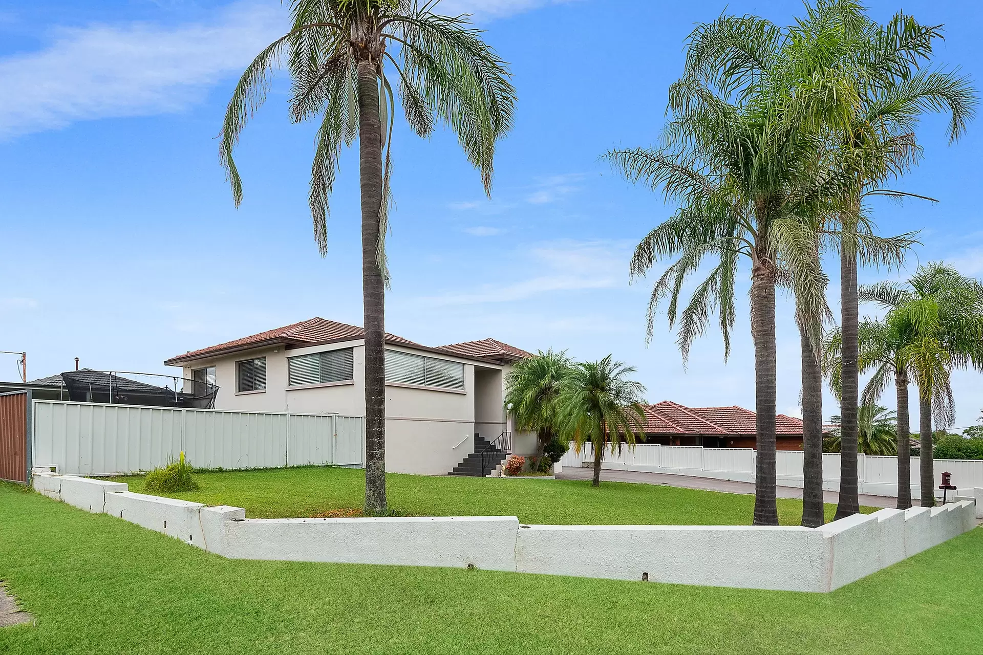 11 Surrey Avenue, Georges Hall Sold by Richard Matthews Real Estate - image 3