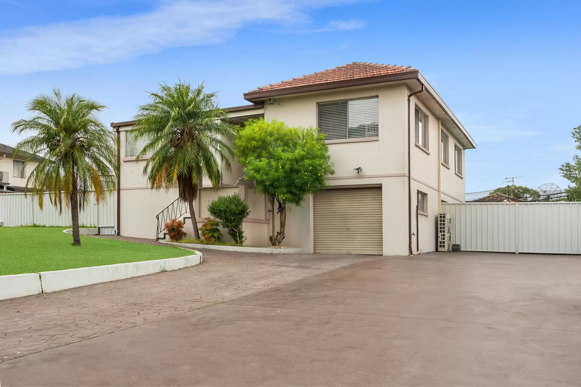 11 Surrey Avenue, Georges Hall Sold by Richard Matthews Real Estate - image 2