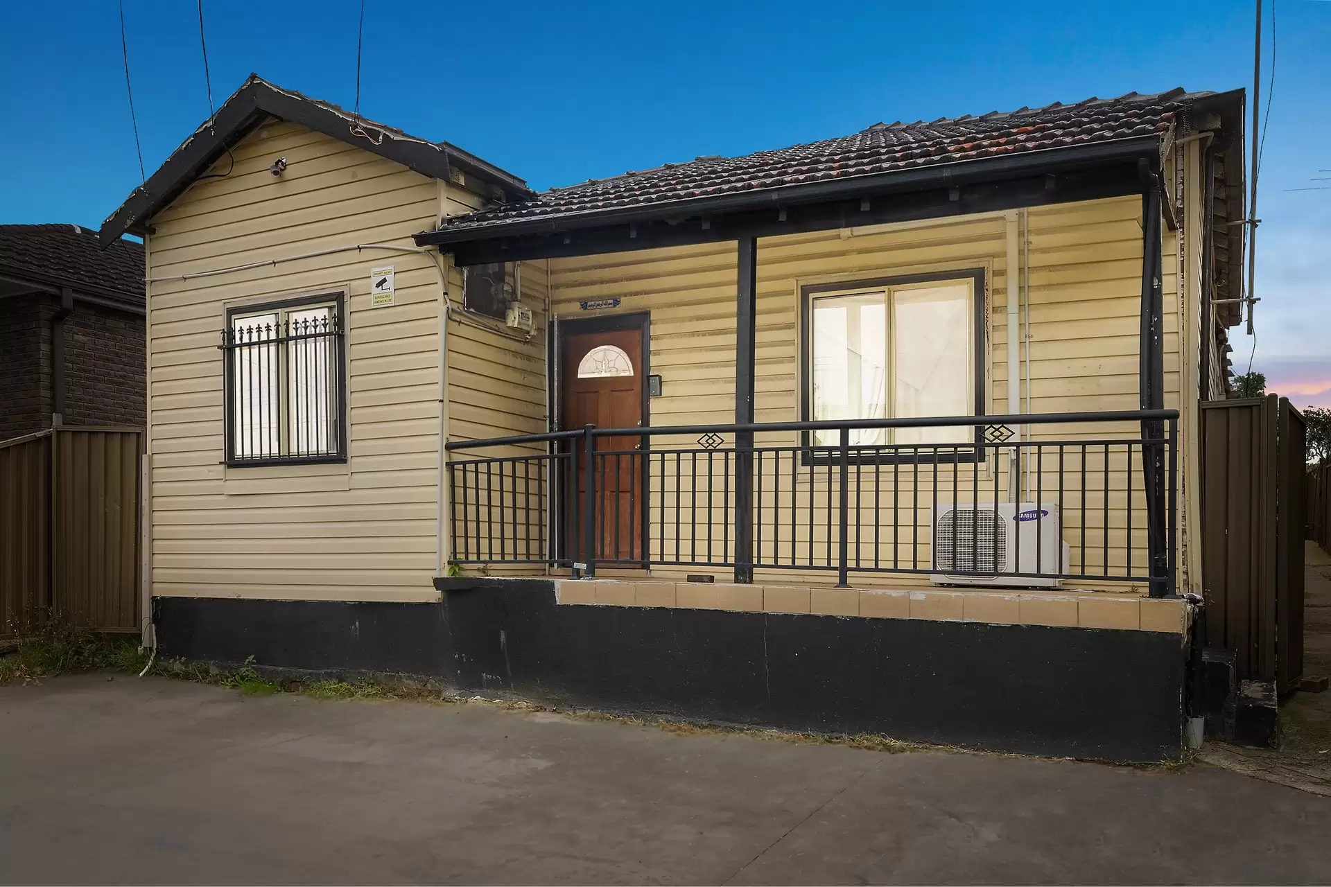 189 Park Road, Auburn Sold by Richard Matthews Real Estate - image 1