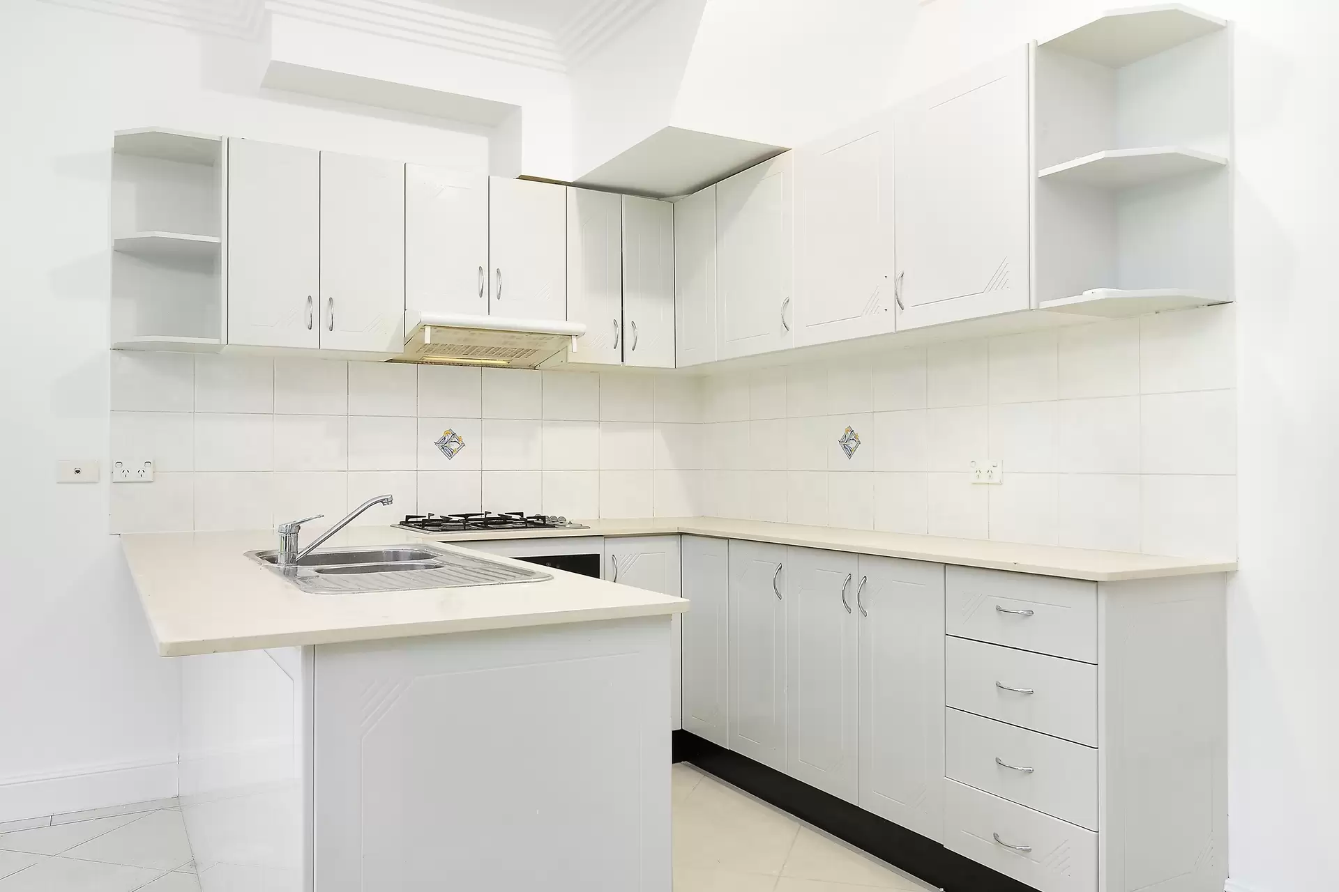 17/105 Bellevue Avenue, Georges Hall Sold by Richard Matthews Real Estate - image 4