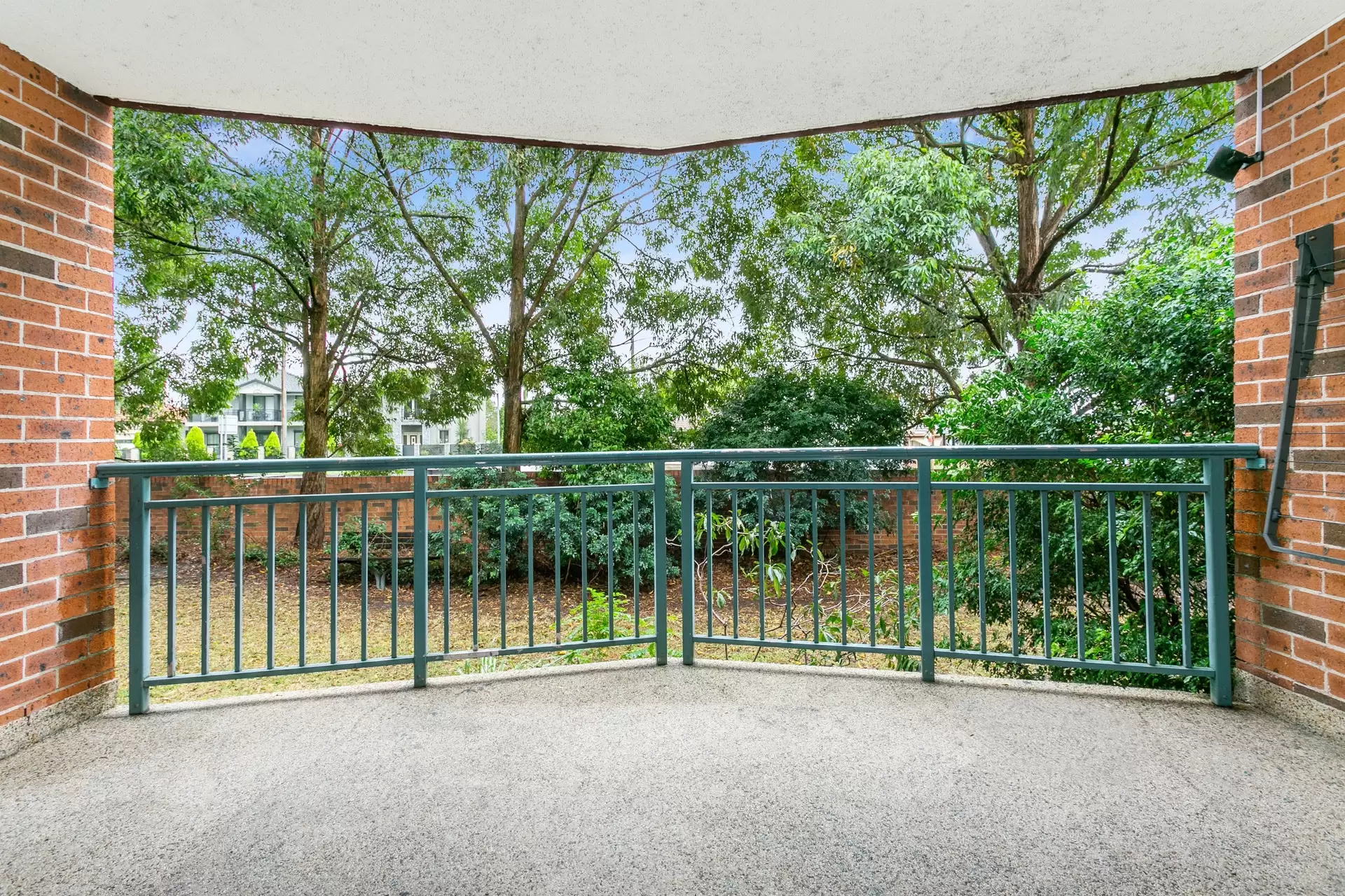 2/365-371 Hume Highway, Bankstown Sold by Richard Matthews Real Estate - image 5
