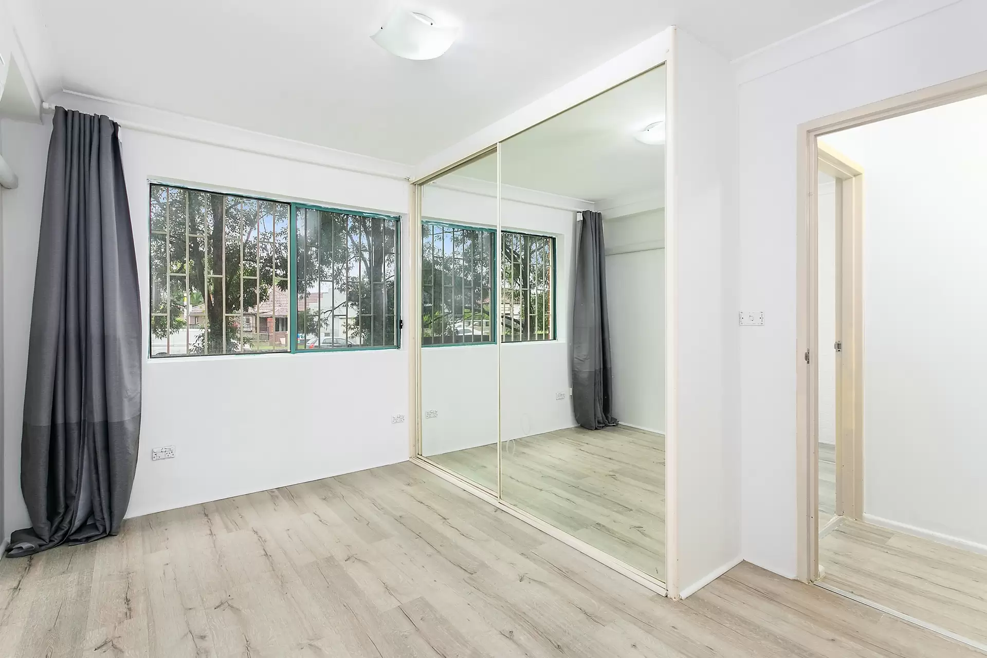 2/365-371 Hume Highway, Bankstown Sold by Richard Matthews Real Estate - image 3