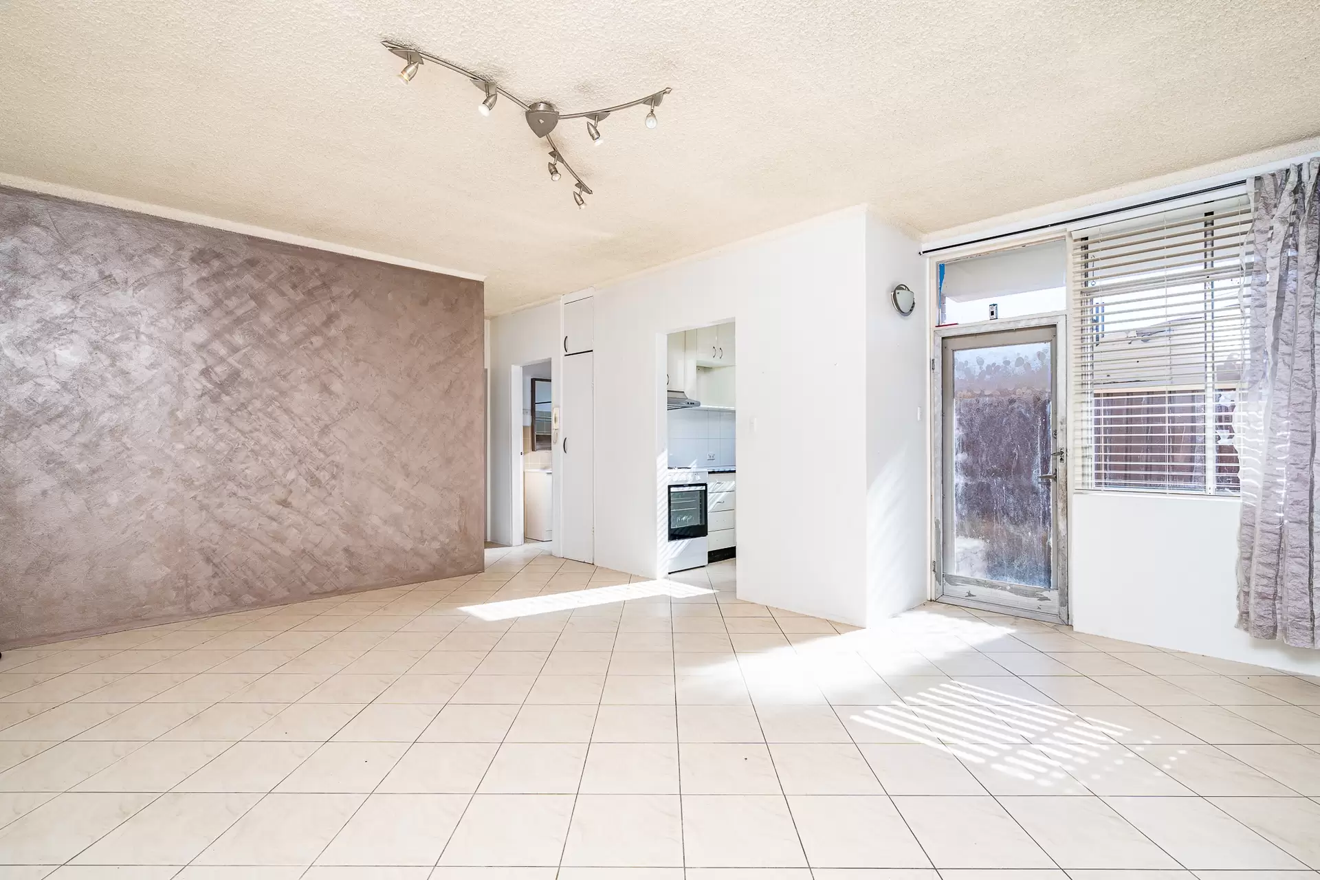 4/77 Augusta Street, Punchbowl Sold by Richard Matthews Real Estate - image 3