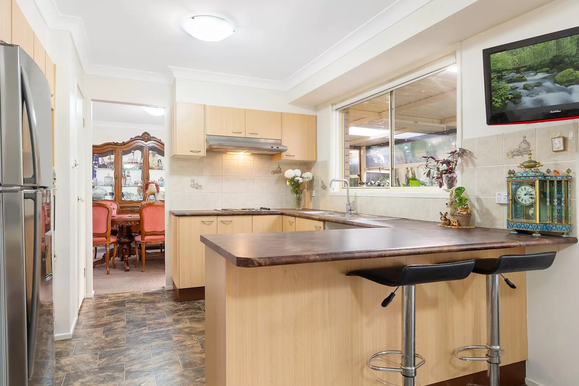 9 Lascelles Lane, Greenacre Sold by Richard Matthews Real Estate - image 5