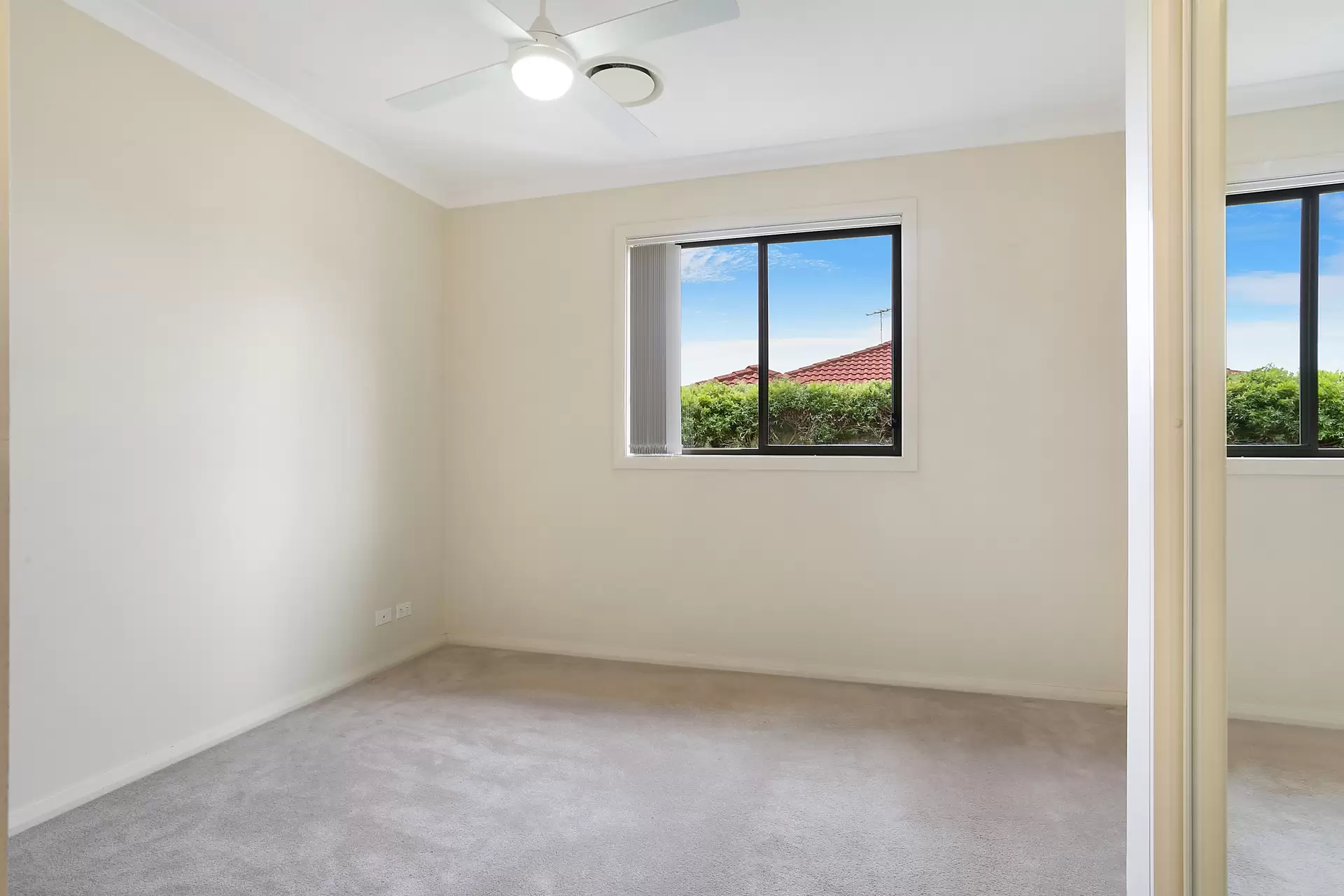 4/117 Brunker Road, Yagoona Sold by Richard Matthews Real Estate - image 4