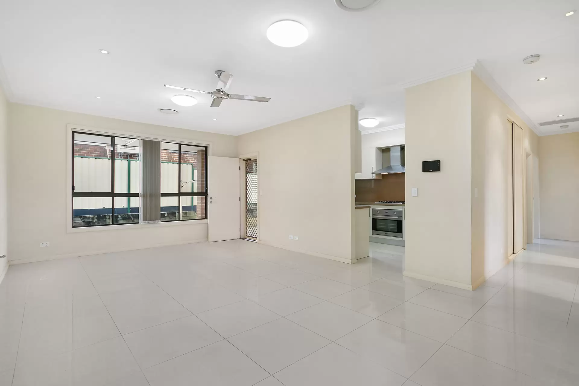 4/117 Brunker Road, Yagoona Sold by Richard Matthews Real Estate - image 2