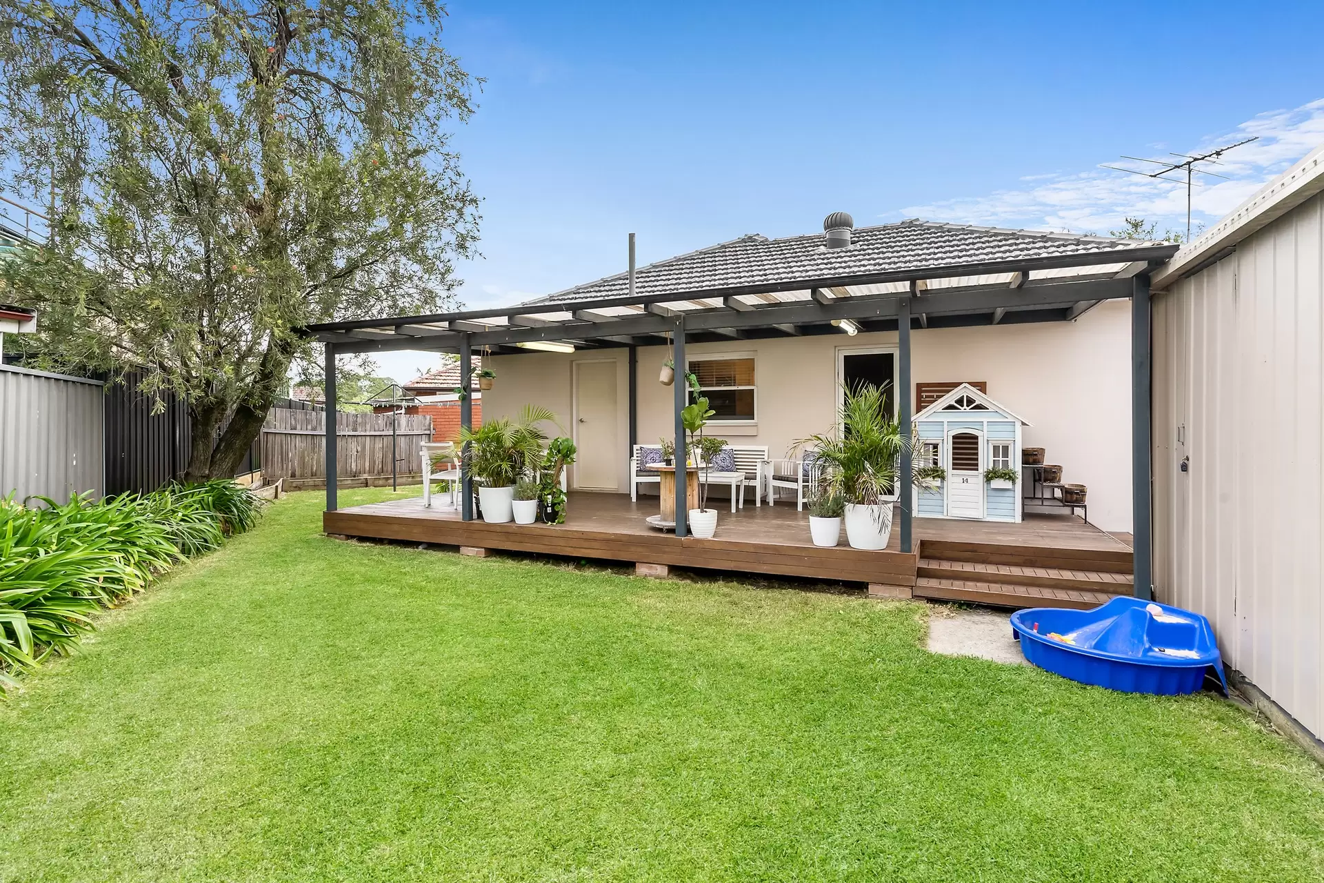 8 Parkview Avenue, Belfield Sold by Richard Matthews Real Estate - image 7