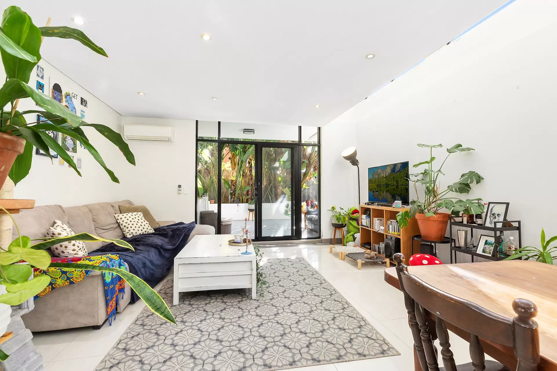 9/7-11 High Street, Canterbury Sold by Richard Matthews Real Estate - image 2