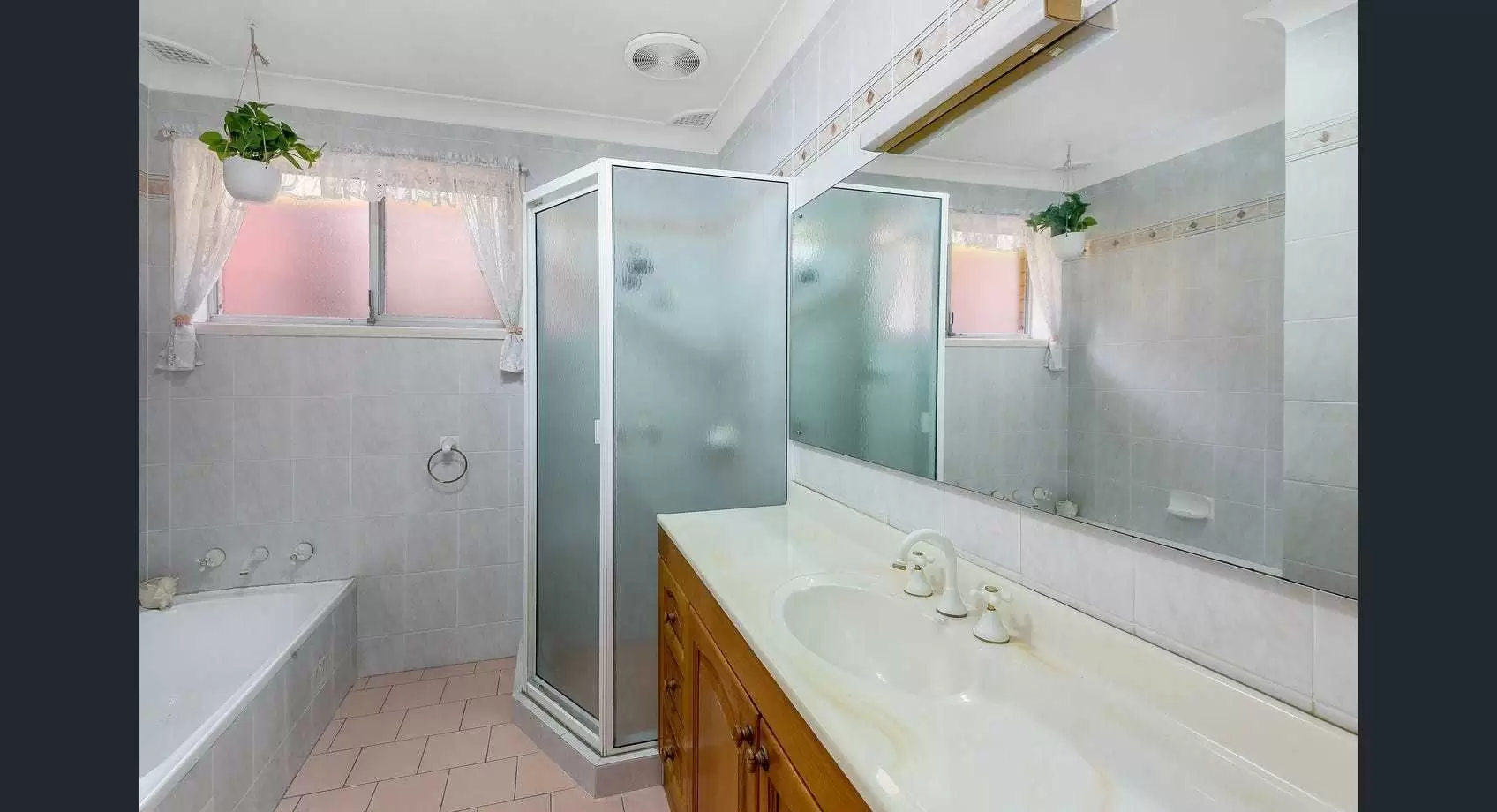 107 Amaroo Avenue, Georges Hall Leased by Richard Matthews Real Estate - image 7
