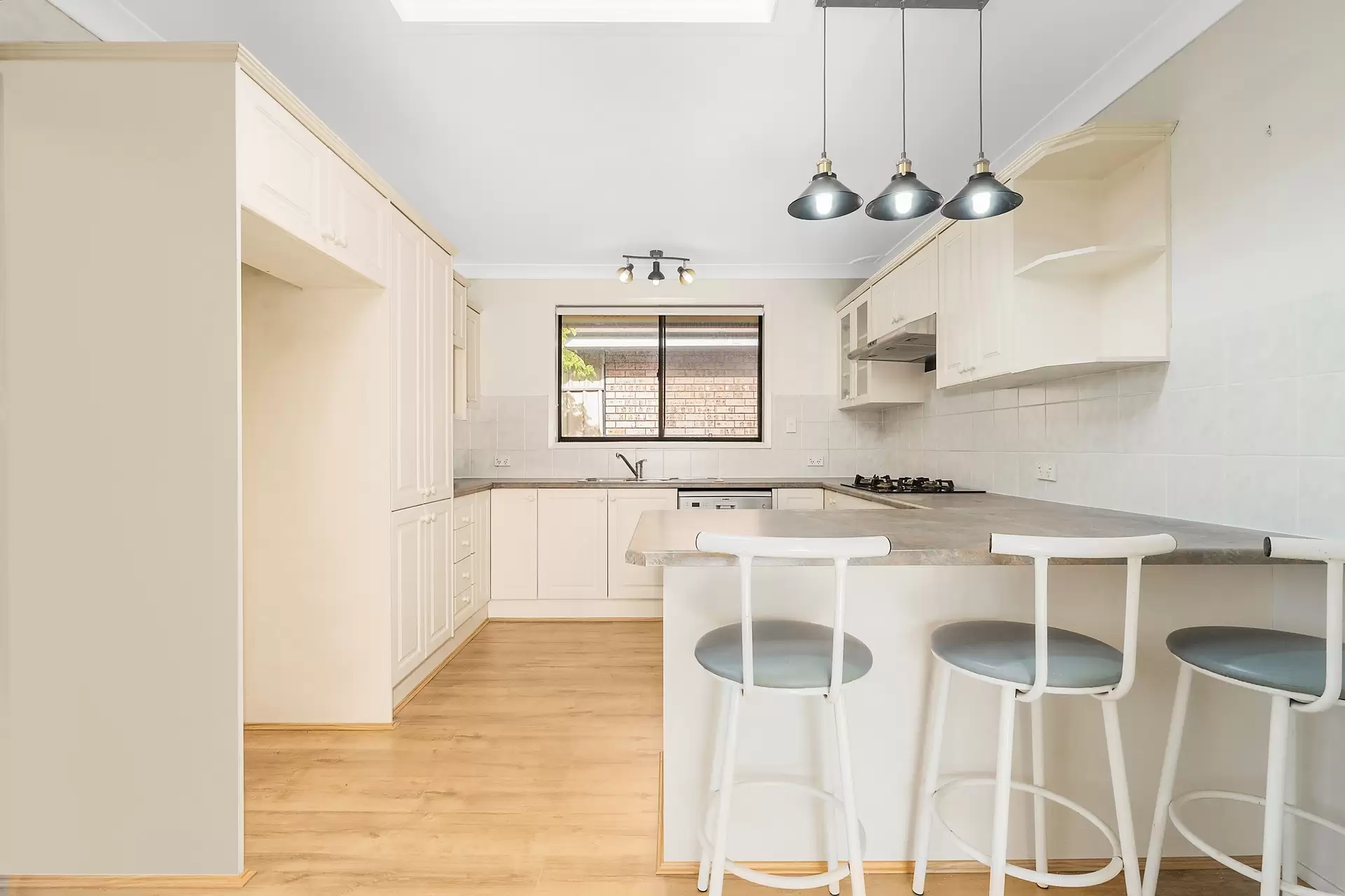70 St Andrews Boulevard, Casula Leased by Richard Matthews Real Estate - image 3