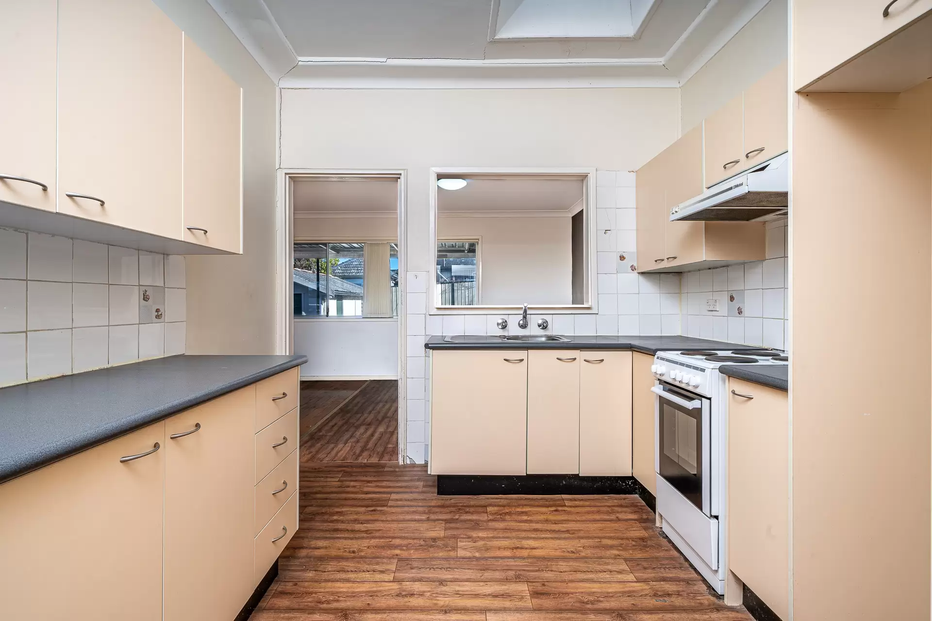 96 Clarke Street, Bass Hill Leased by Richard Matthews Real Estate - image 4