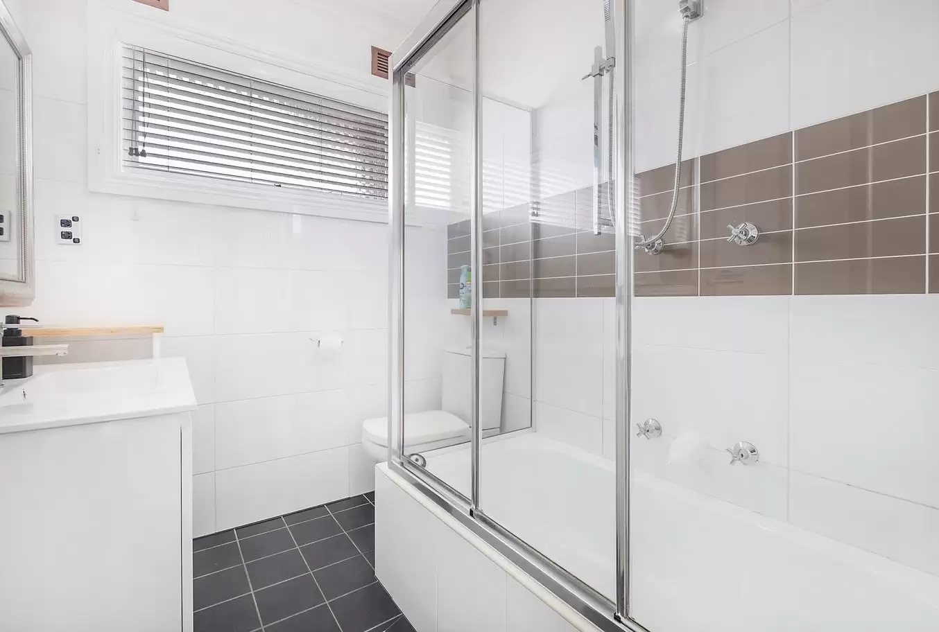 7/79-81 Campsie Street, Campsie Sold by Richard Matthews Real Estate - image 5