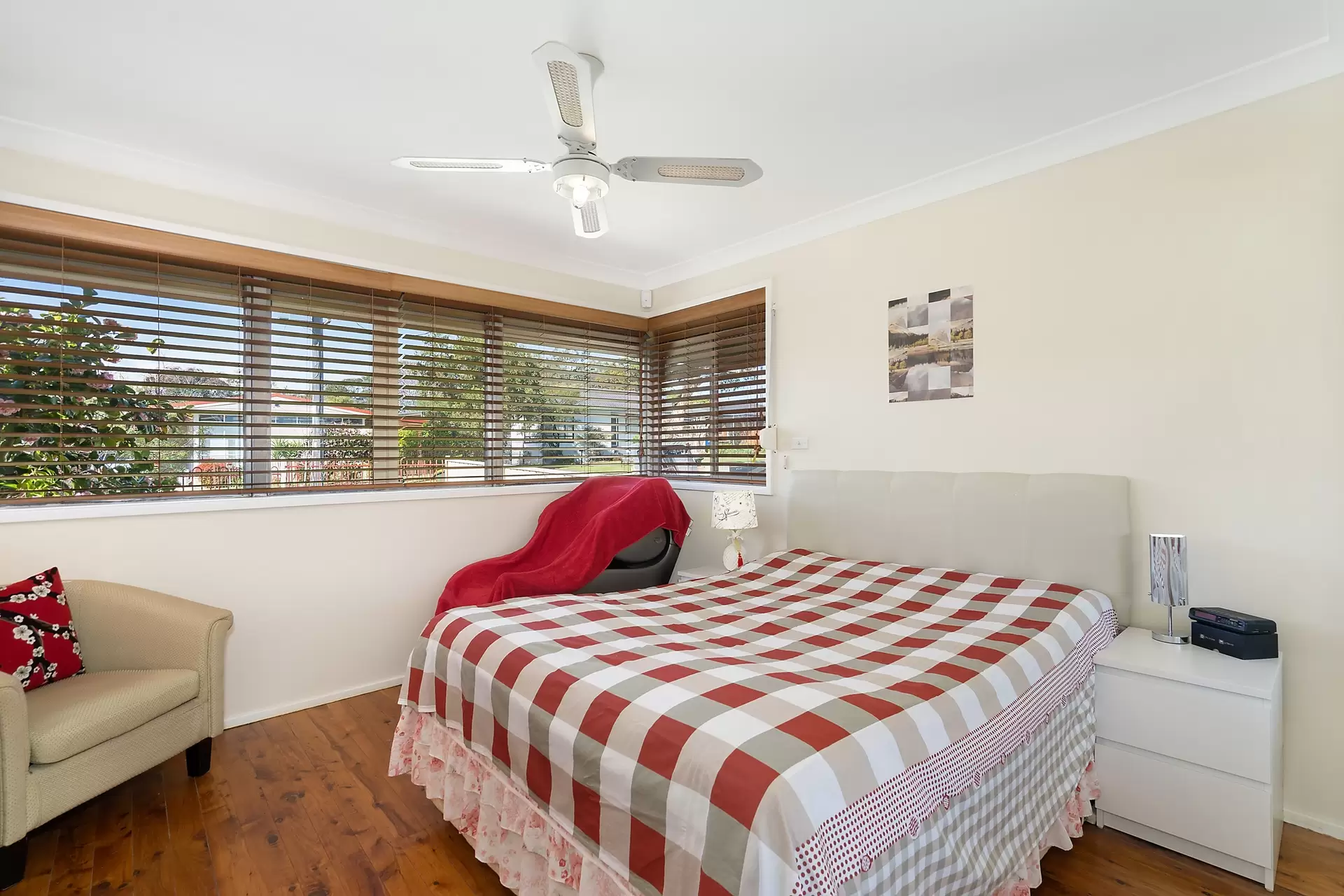 9 Bathurst Street, Leumeah Sold by Richard Matthews Real Estate - image 4