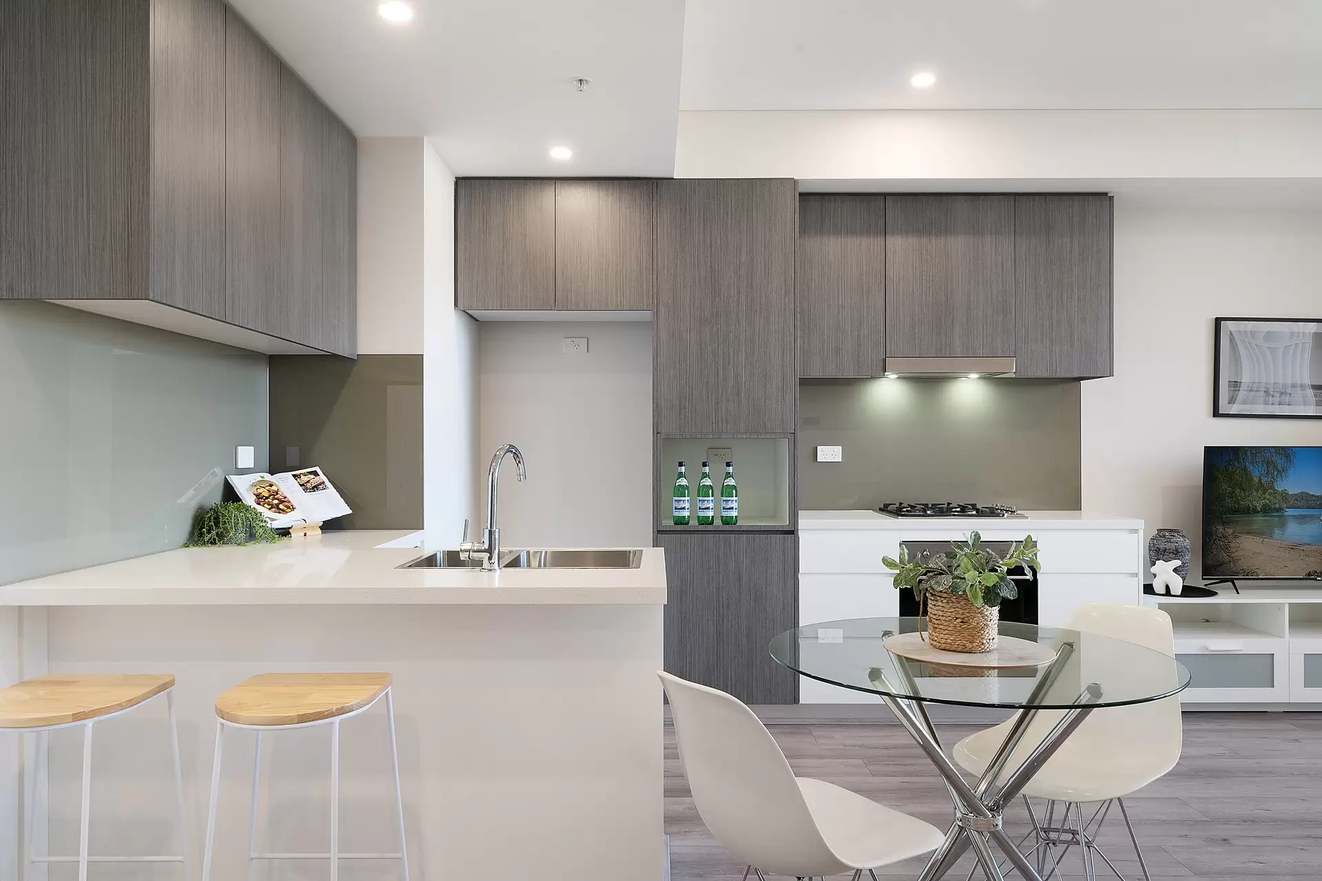 604/68 Railway Parade, Burwood Sold by Richard Matthews Real Estate - image 1