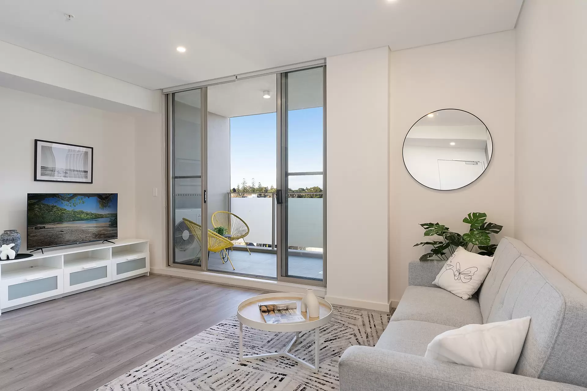 604/68 Railway Parade, Burwood Sold by Richard Matthews Real Estate - image 2