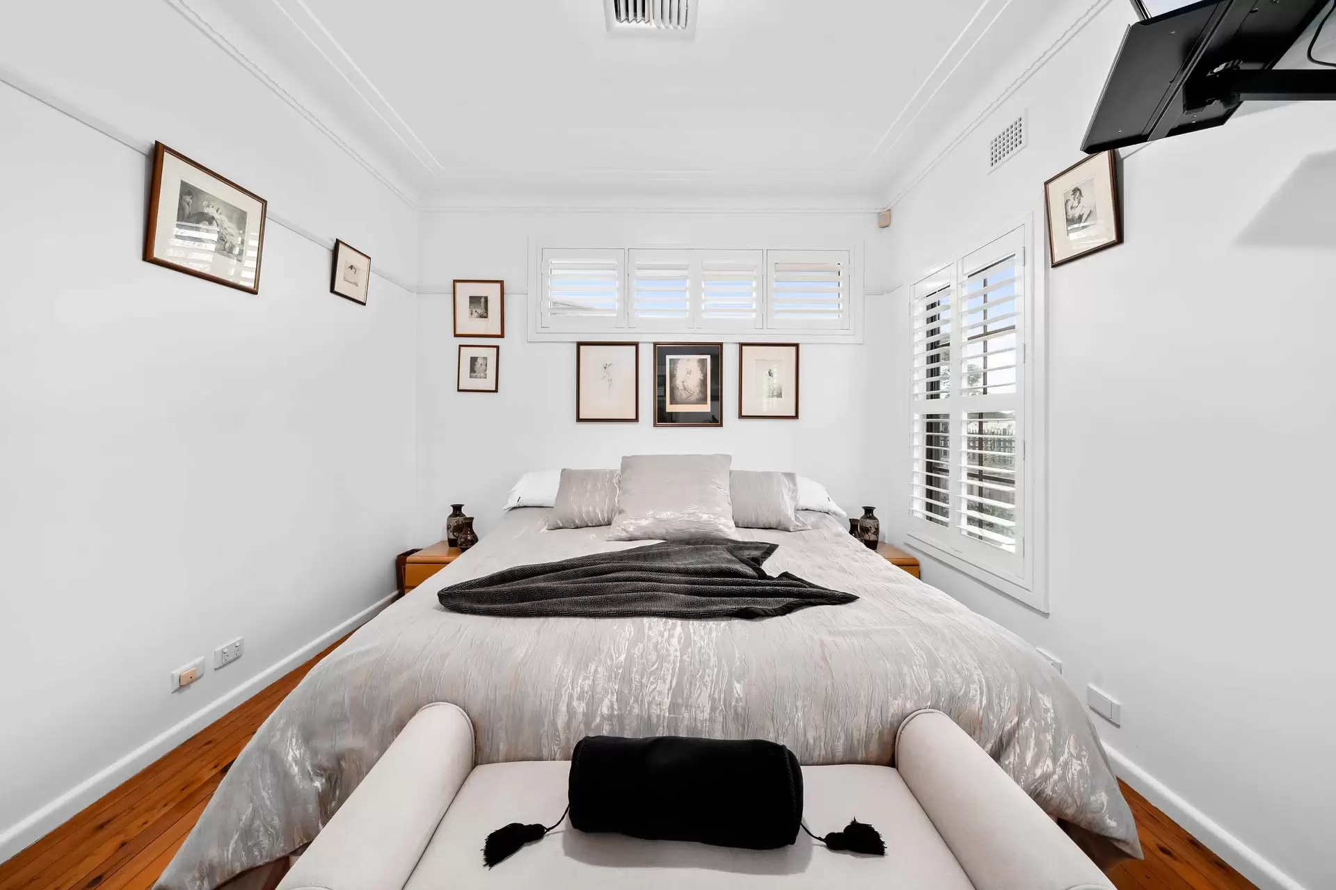 511 Marion Street, Georges Hall Sold by Richard Matthews Real Estate - image 8