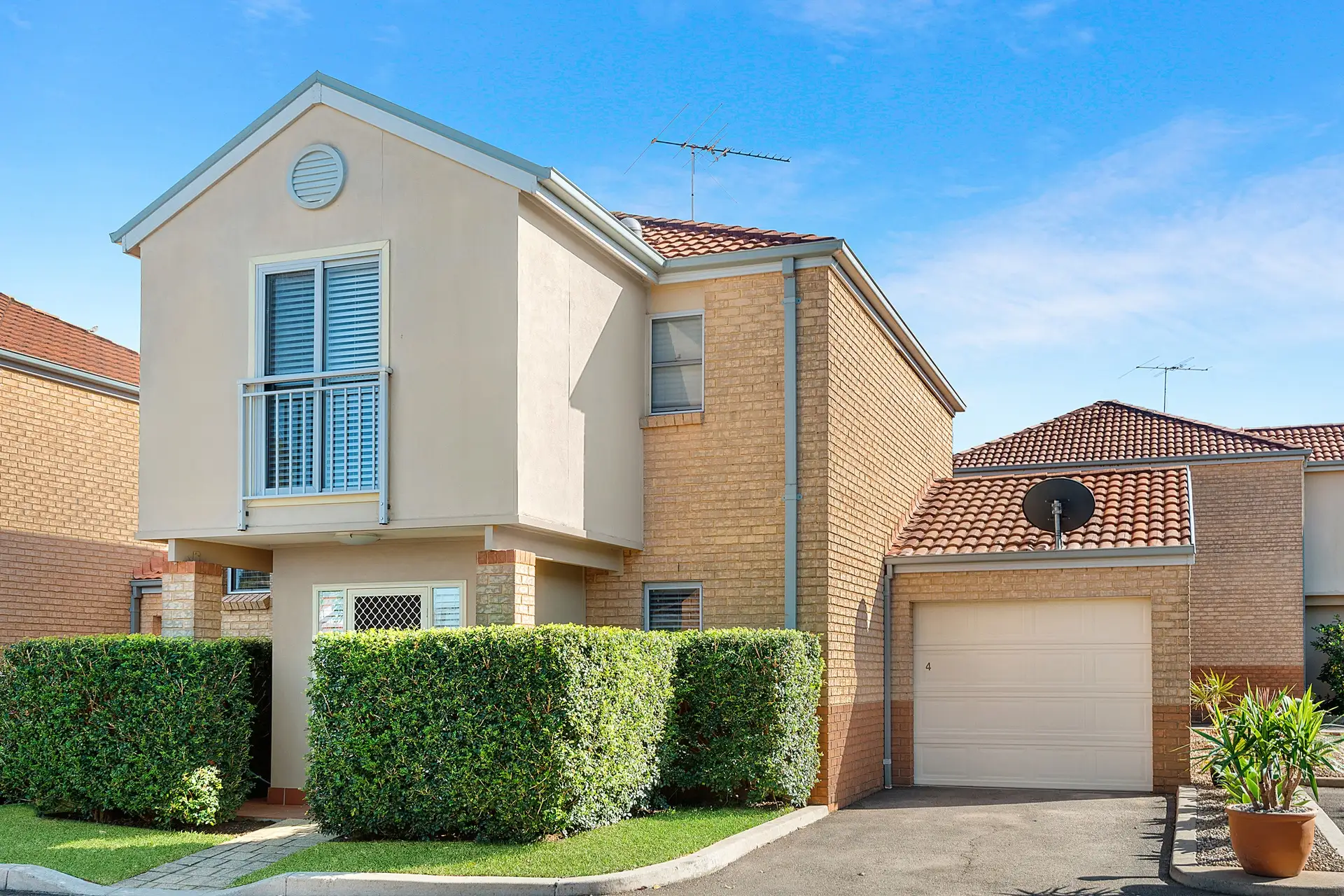 4/2A Houston Road, Yagoona Sold by Richard Matthews Real Estate - image 3