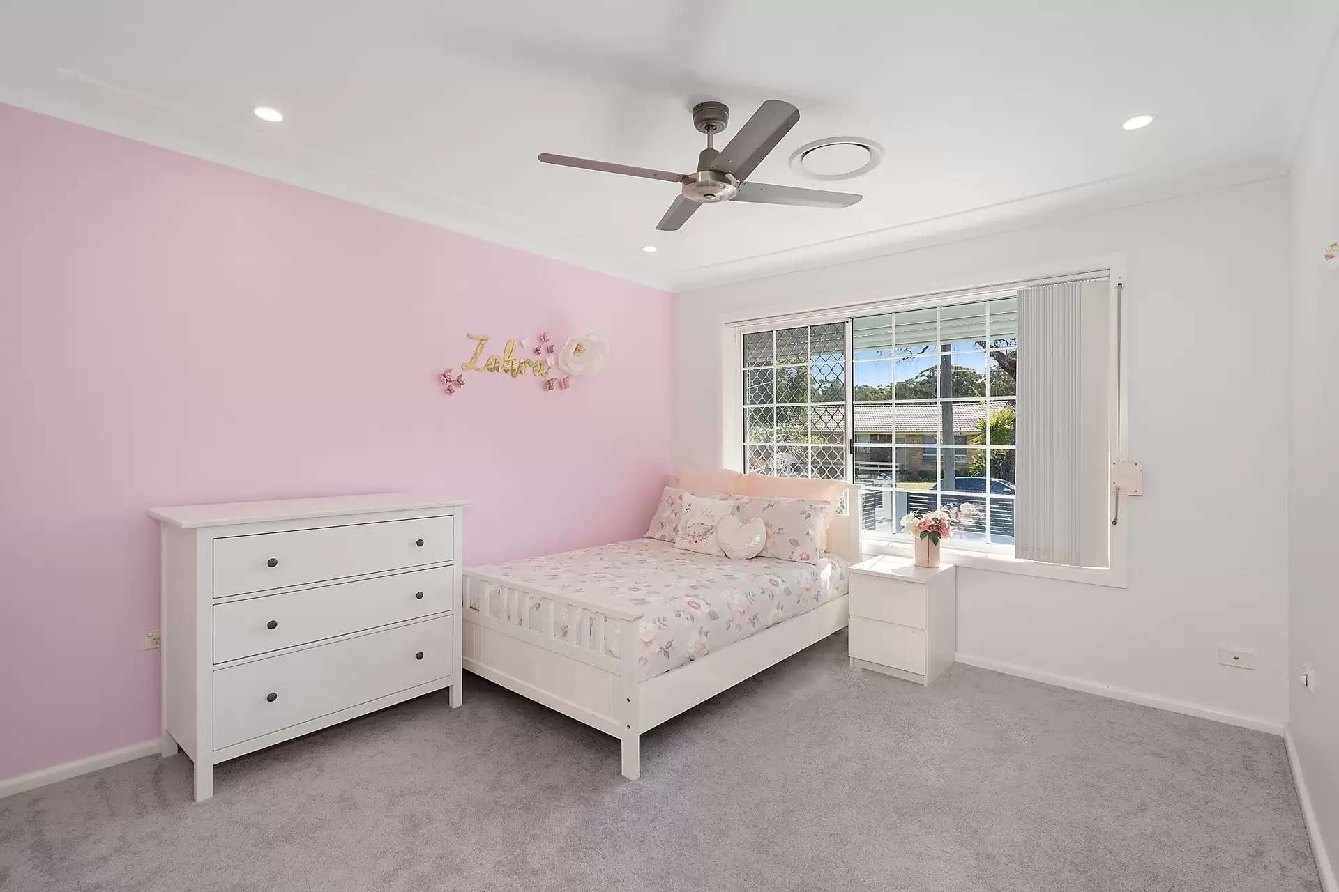 27 Josephine Crescent, Georges Hall Sold by Richard Matthews Real Estate - image 8