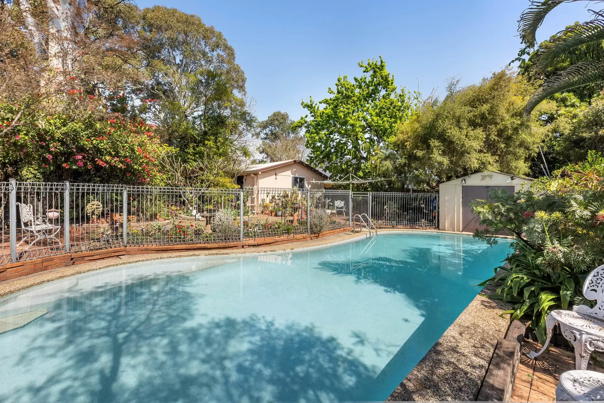 124 Flinders Road, Georges Hall Sold by Richard Matthews Real Estate - image 6