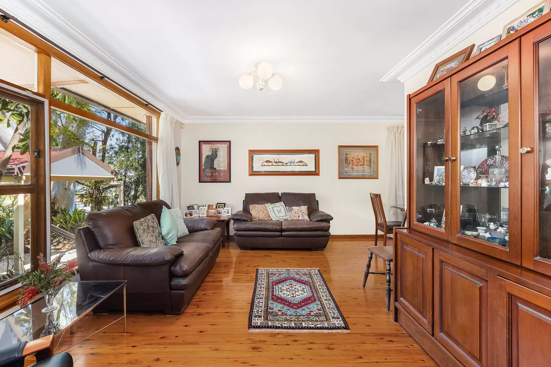 124 Flinders Road, Georges Hall Sold by Richard Matthews Real Estate - image 3