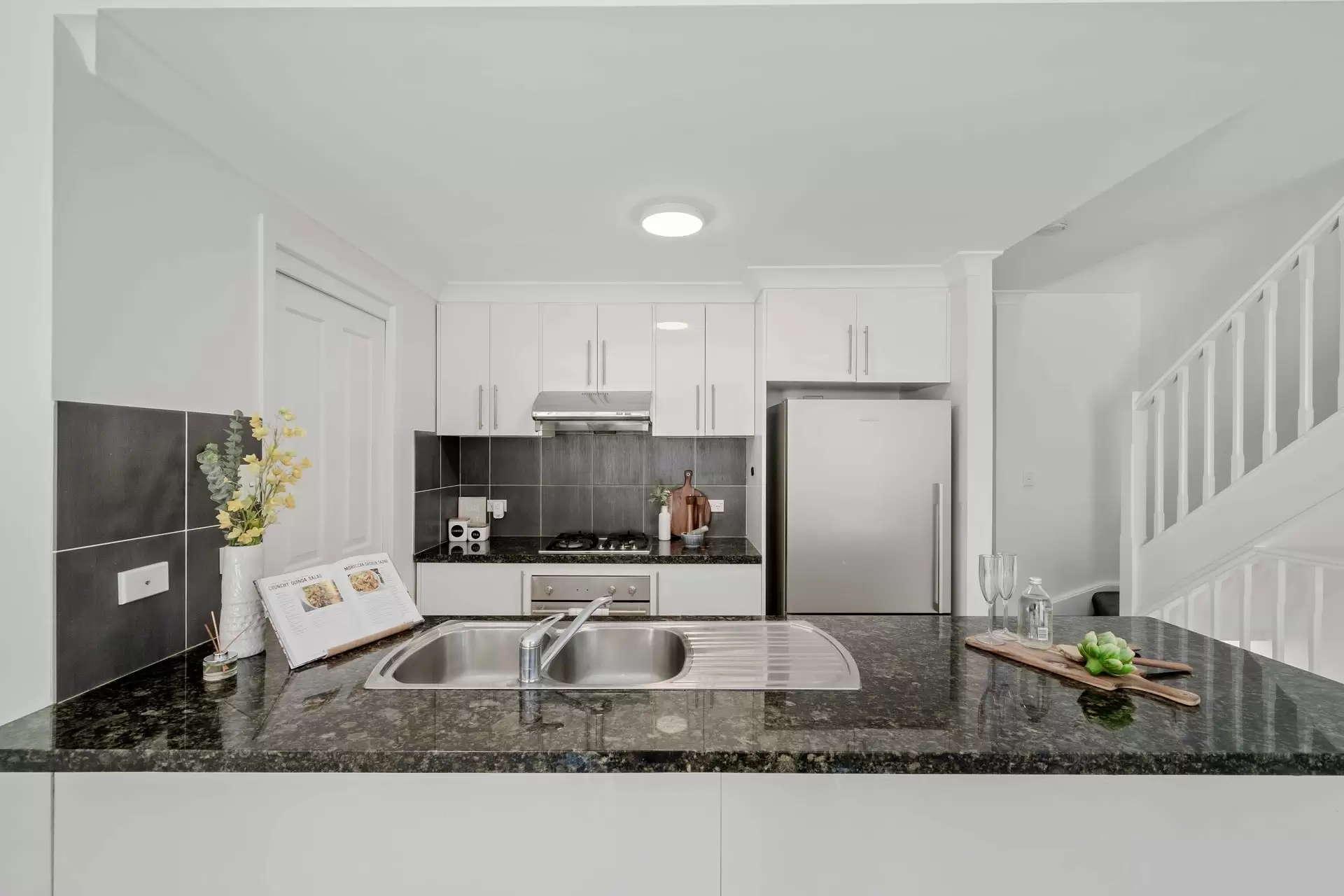 4/27 Byron Street, Croydon Sold by Richard Matthews Real Estate - image 3