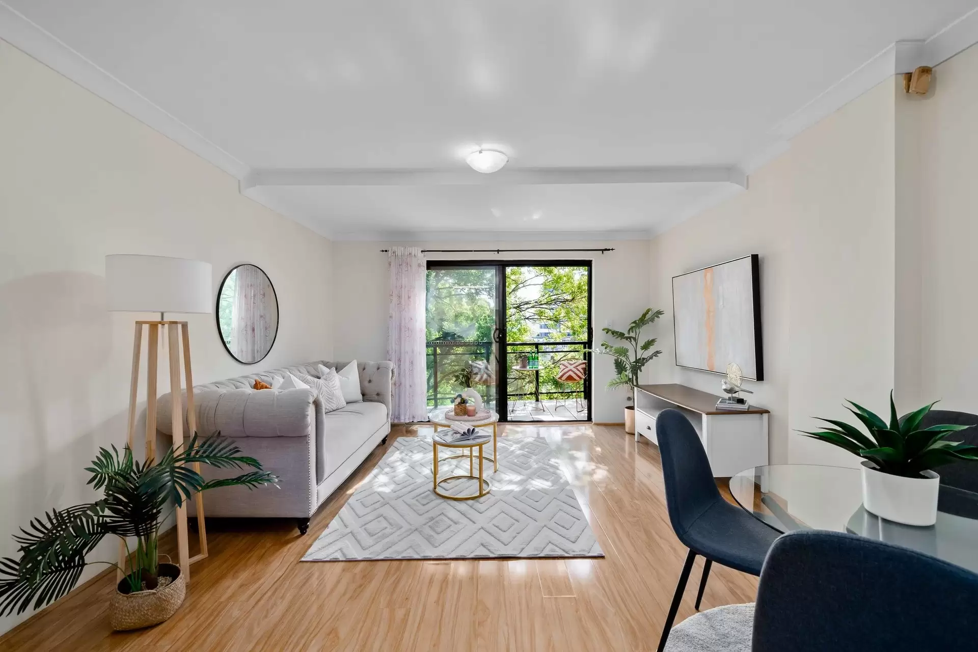 23/1-9 Mt Pleasant Avenue, Burwood Sold by Richard Matthews Real Estate - image 1