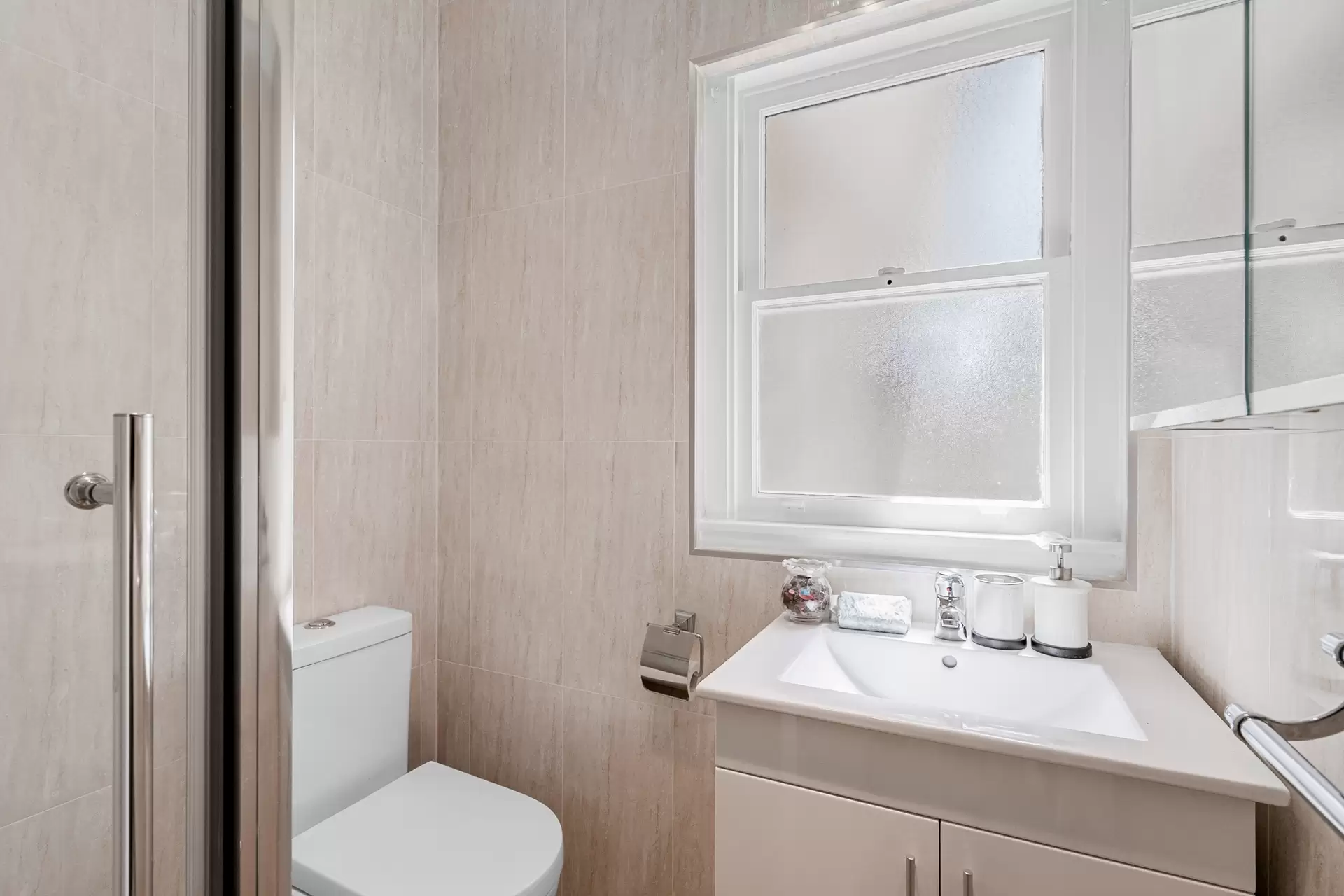 4 St Vincents Road, Bexley Sold by Richard Matthews Real Estate - image 7