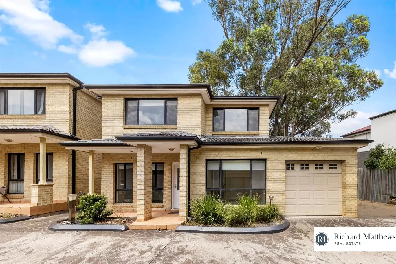 12/105 Bellevue Avenue, Georges Hall Sold by Richard Matthews Real Estate - image 1