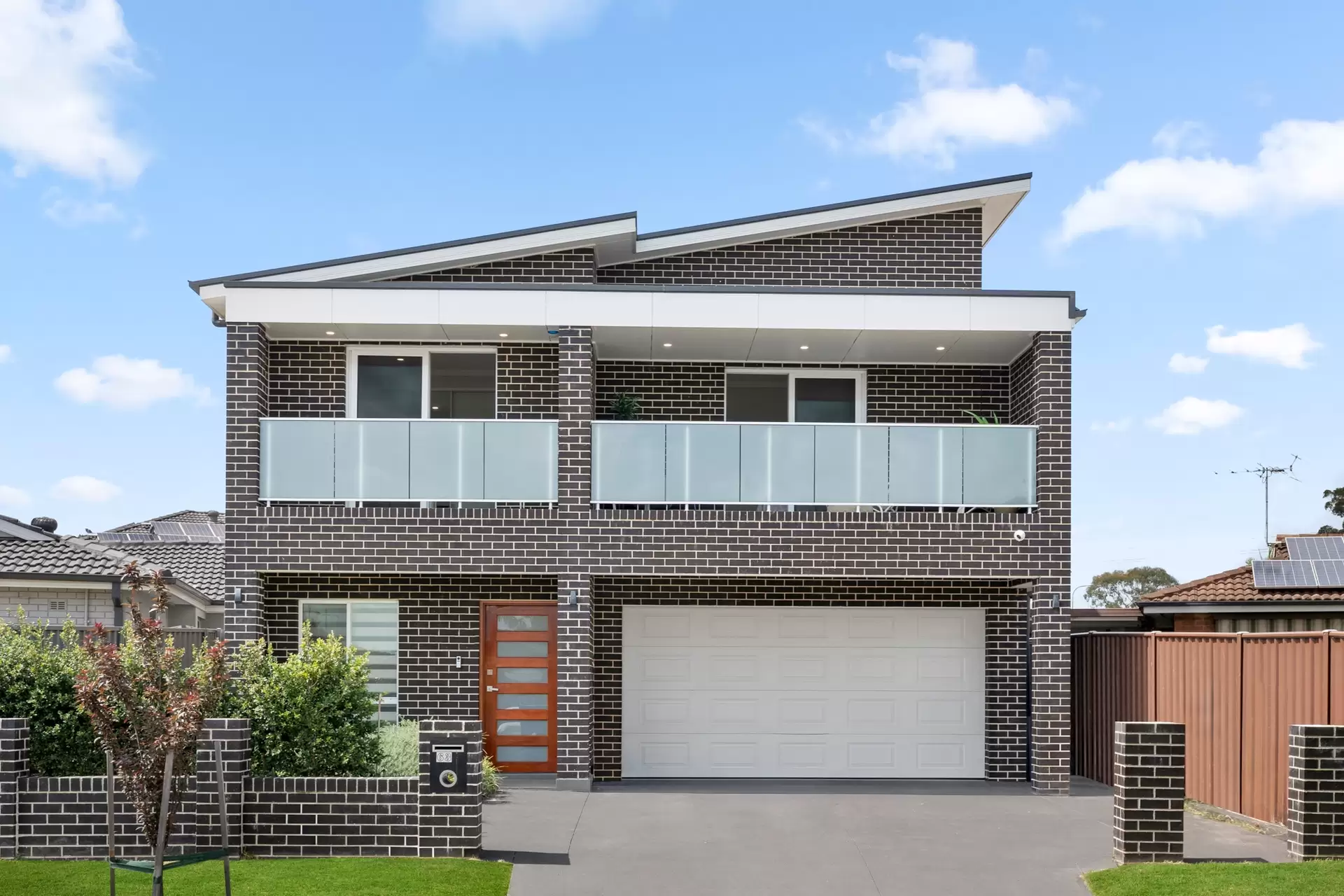 63 Shinnick Drive, Oakhurst Sold by Richard Matthews Real Estate - image 1