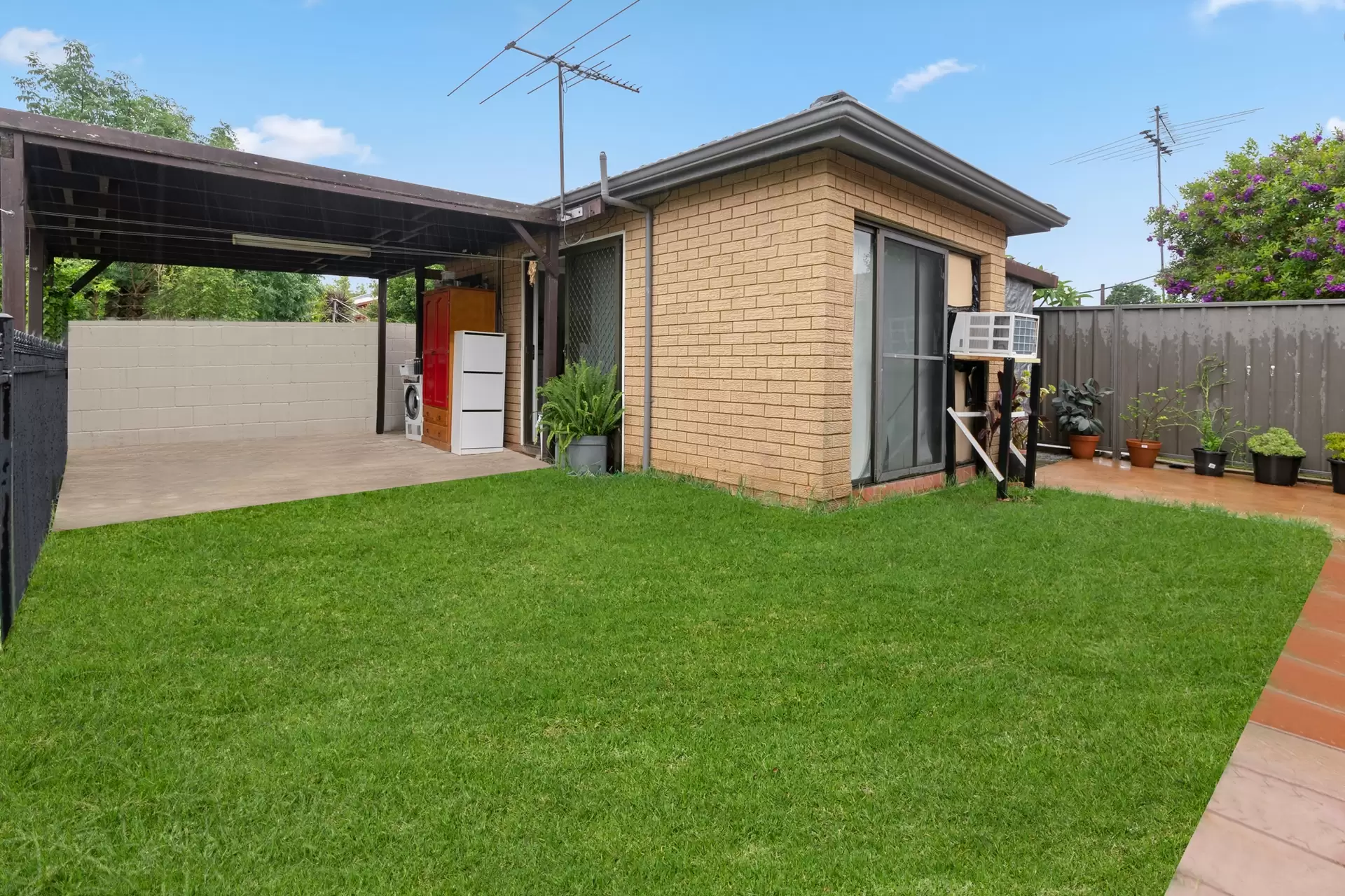 23 Jacaranda Drive, Georges Hall Sold by Richard Matthews Real Estate - image 7