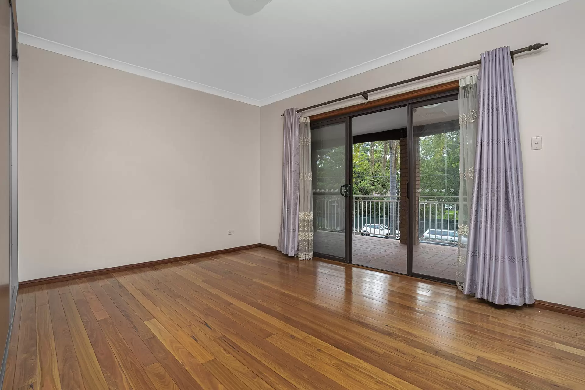 10 Etonville Parade, Croydon Leased by Richard Matthews Real Estate - image 8