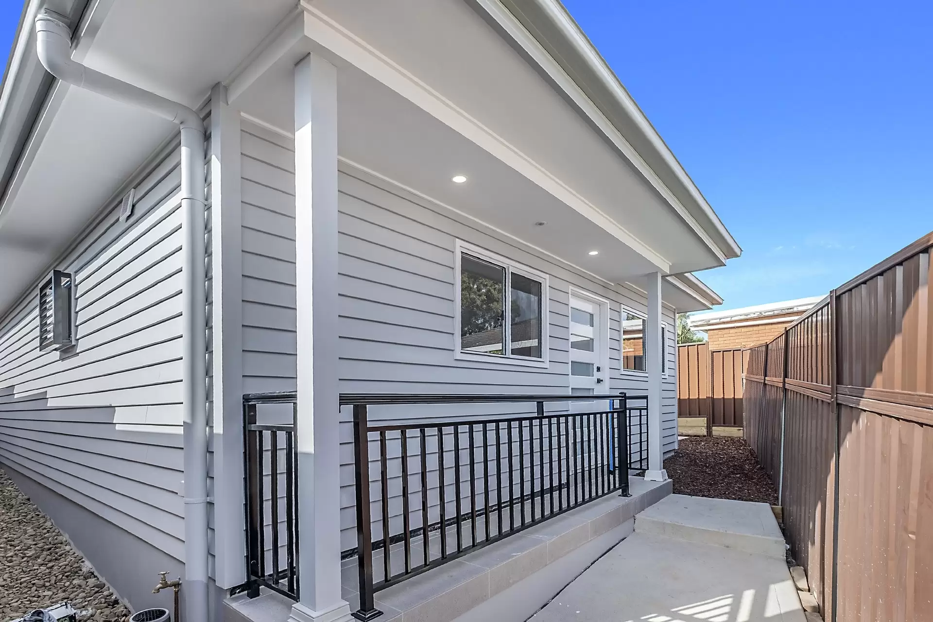 2 Cumberland Avenue, Georges Hall Sold by Richard Matthews Real Estate - image 9
