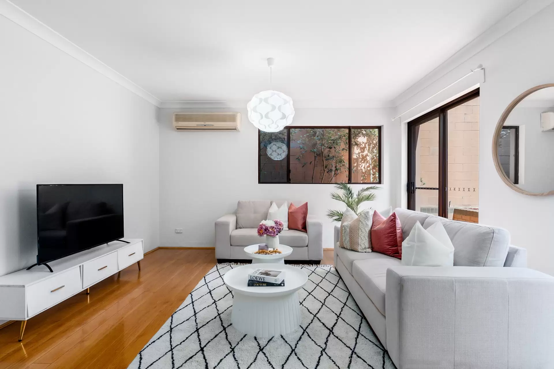 10/354-356 Liverpool Road, Ashfield Sold by Richard Matthews Real Estate - image 2