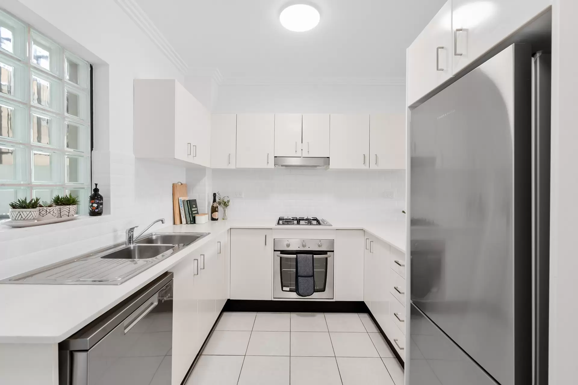 24/8-16 Water Street, Strathfield South Sold by Richard Matthews Real Estate - image 2