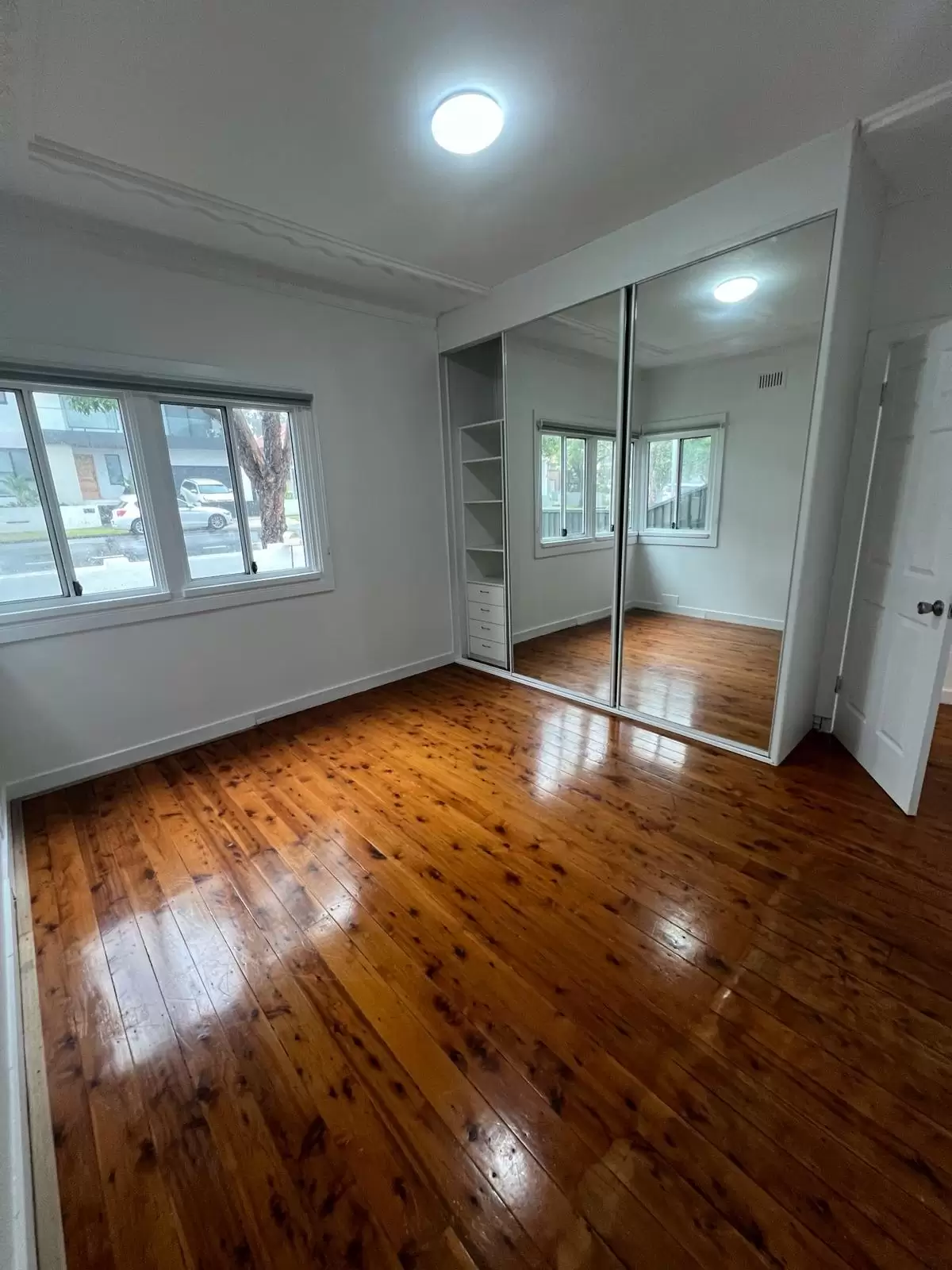204 Patrick Street, Hurstville Leased by Richard Matthews Real Estate - image 4