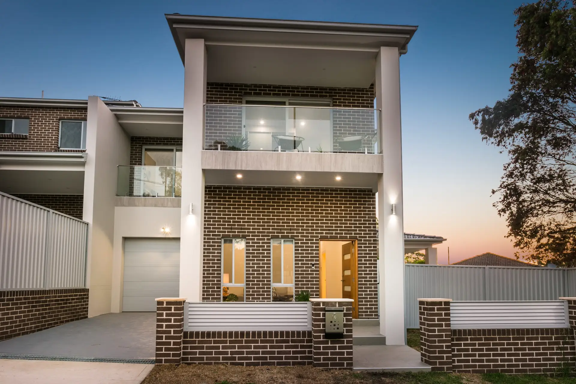 16 Lincoln Road, Georges Hall Sold by Richard Matthews Real Estate - image 7