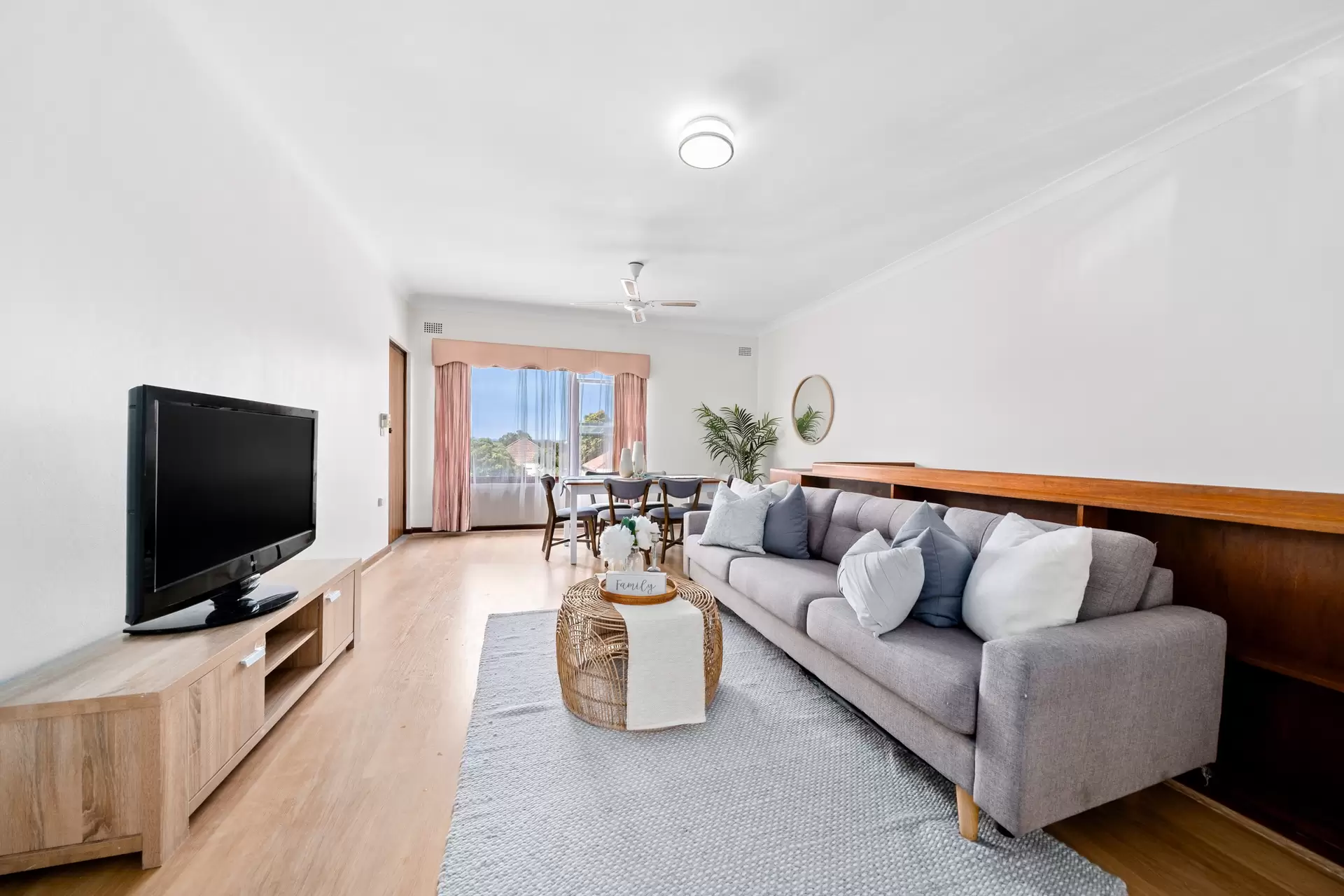 5/76  Bay Street, Croydon Sold by Richard Matthews Real Estate - image 4