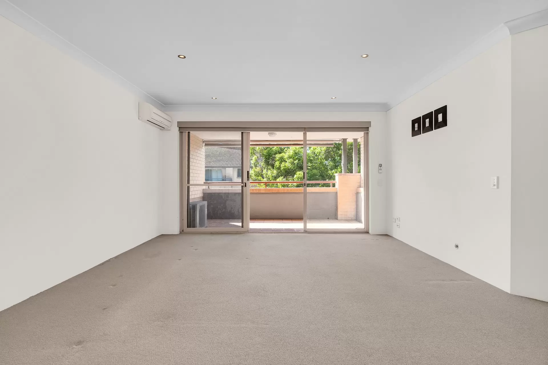 13e/19-21  George Street, North Strathfield Leased by Richard Matthews Real Estate - image 6