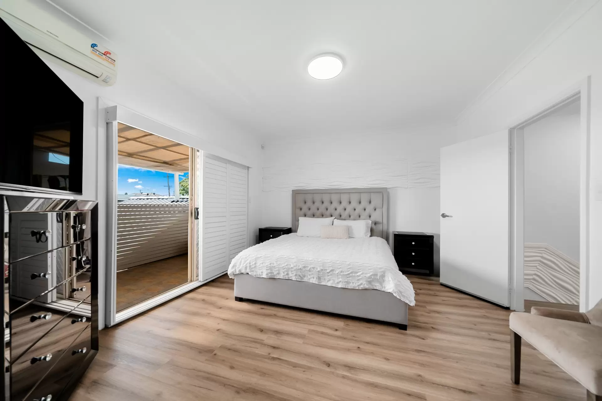 8a Cardigan Road, Greenacre Sold by Richard Matthews Real Estate - image 7