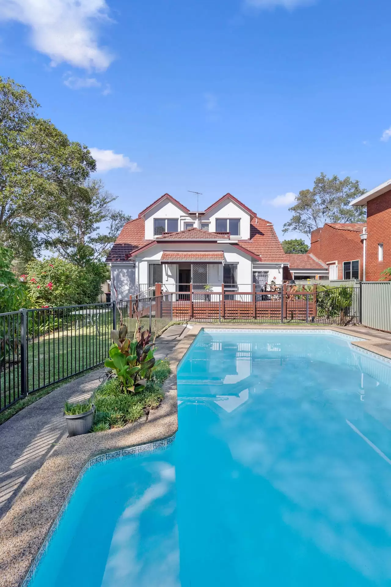 83 Barker Road, Strathfield Sold by Richard Matthews Real Estate - image 2
