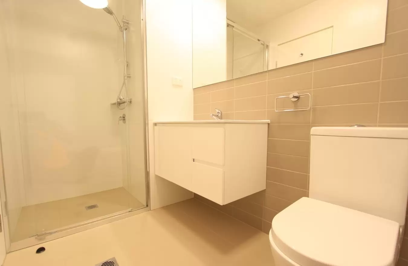 213/70 Charlotte Street, Campsie Leased by Richard Matthews Real Estate - image 3